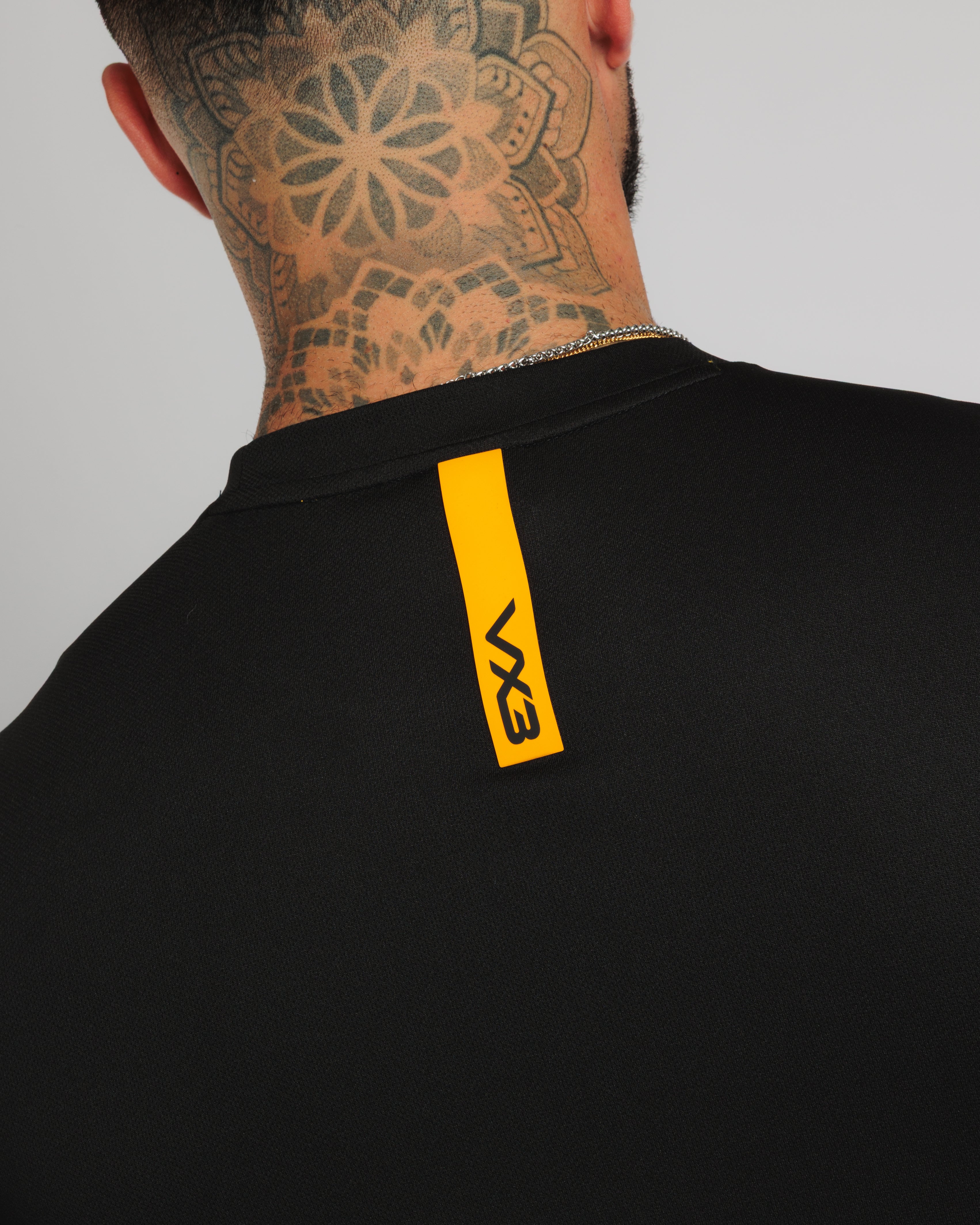 Fortis Tee Black/Amber