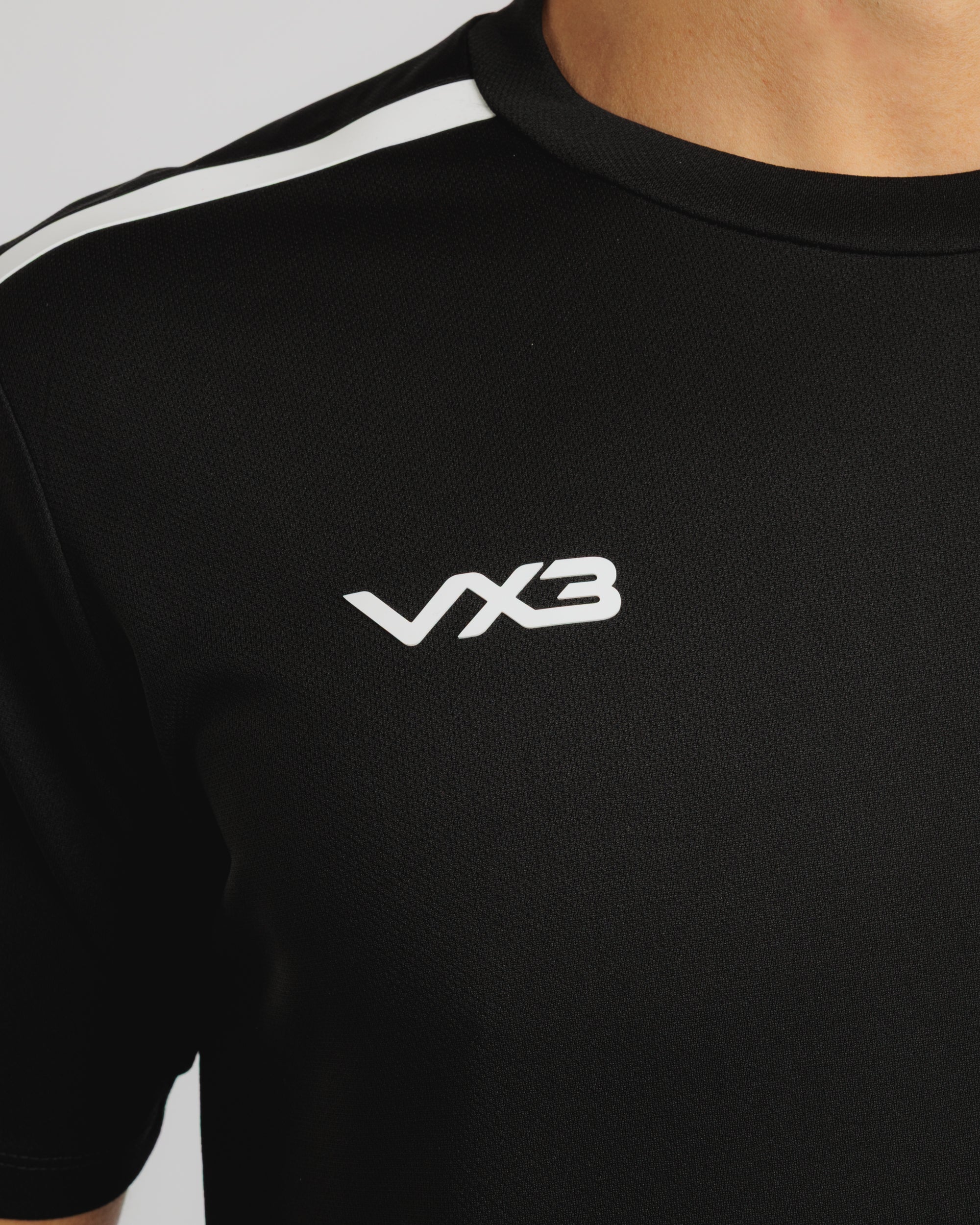 Fortis Tee Black/White