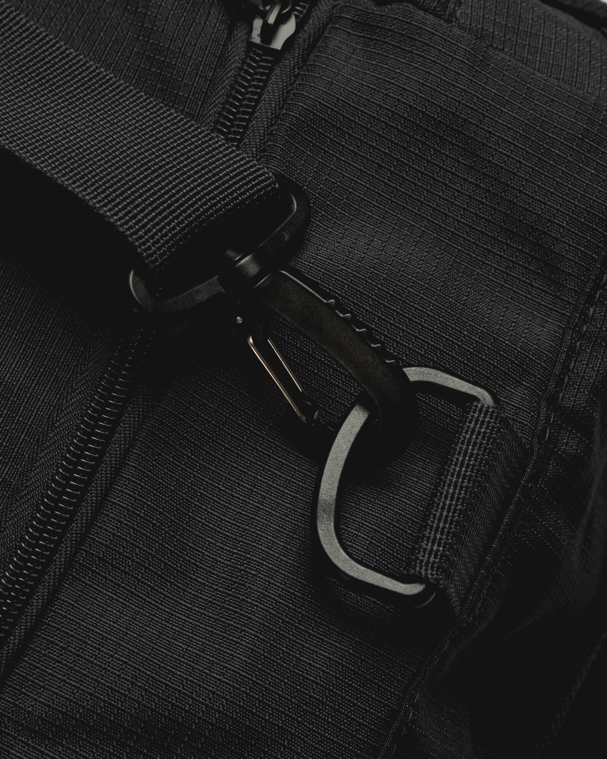 Performance Kit Bag Black/Dark Grey