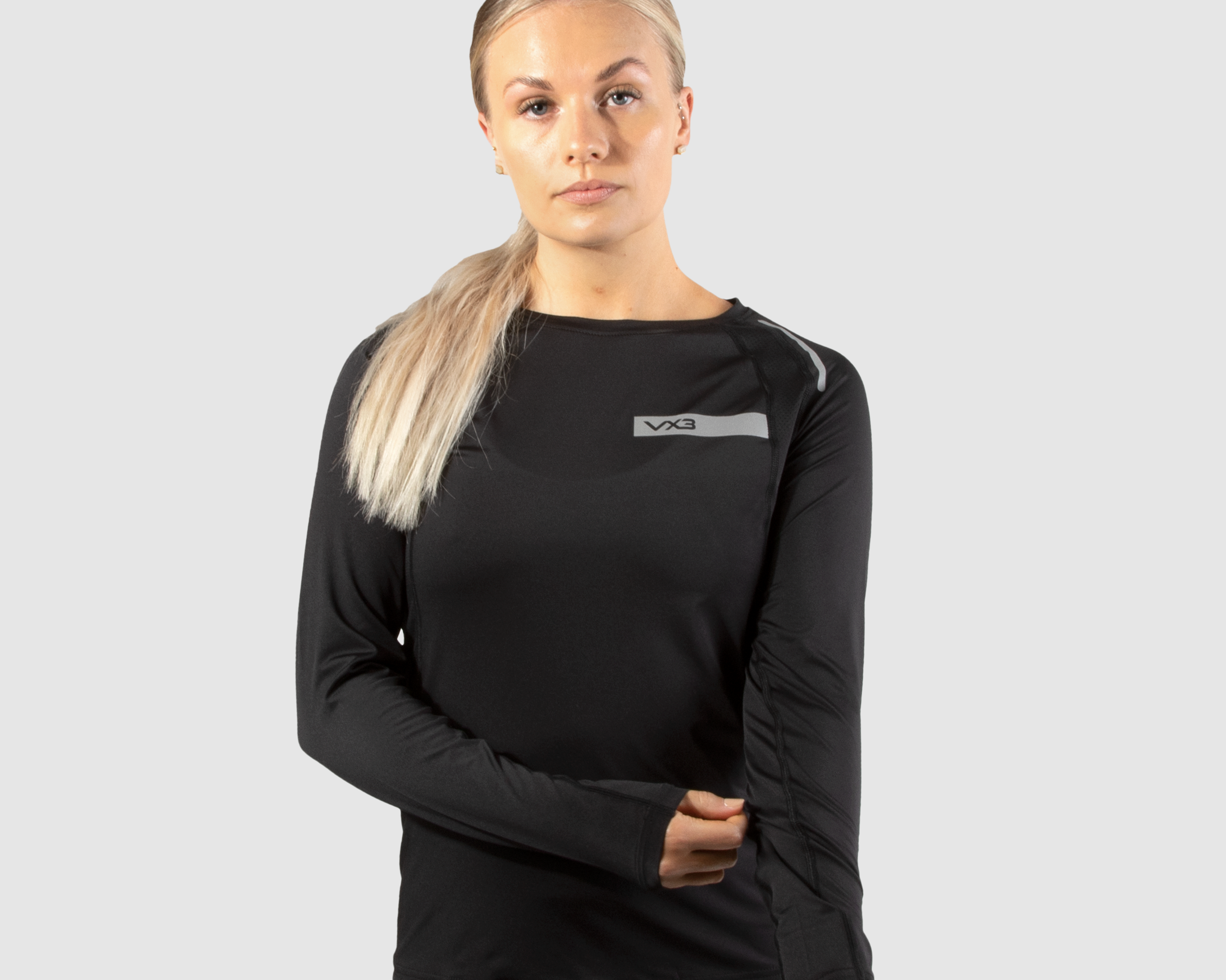 Motus-Ladies-Training-Tee-LS-Black.png