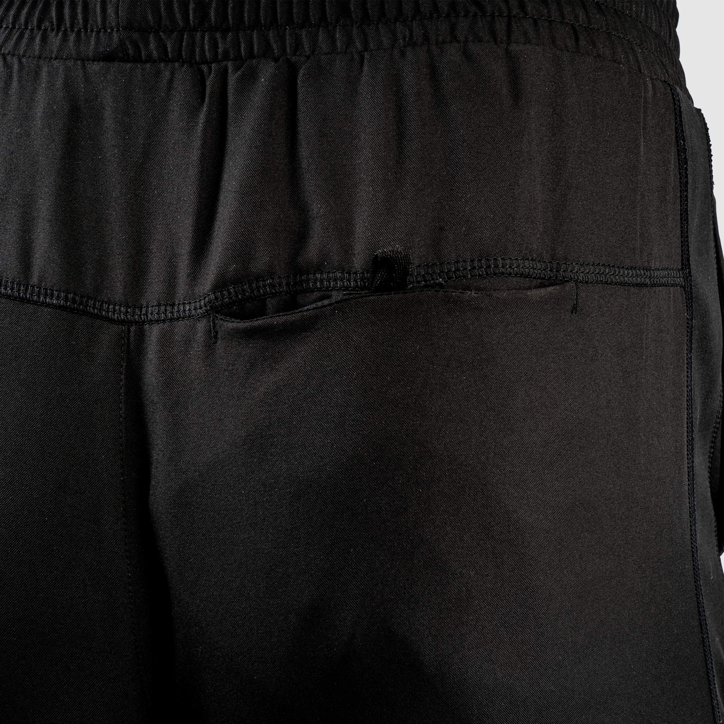 Percepta Referee Short Black