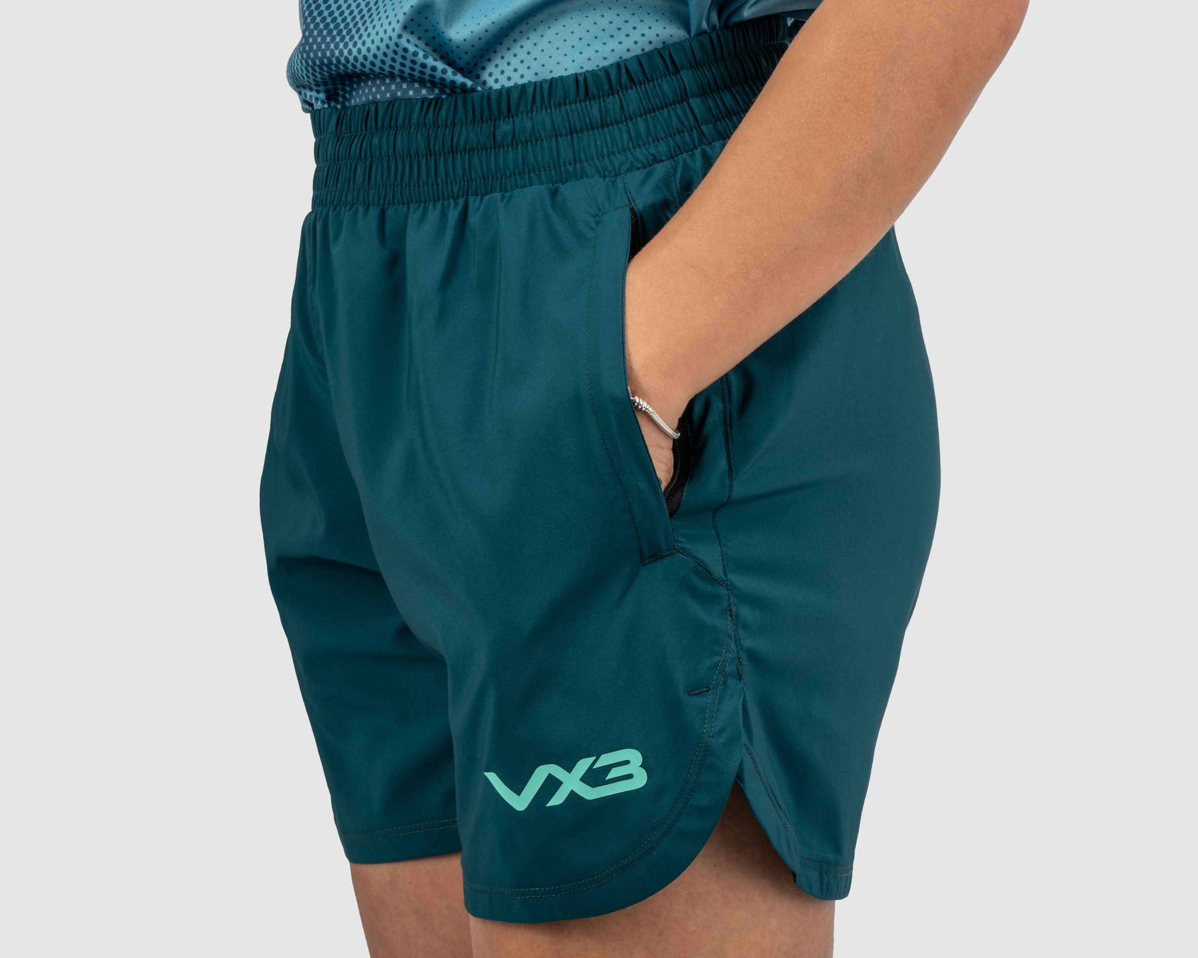 P45280-ARIZONA-PERFORMANCE-WOMENS-SHORTS-SAGUARO-PALO-GREEN-ALT2.png