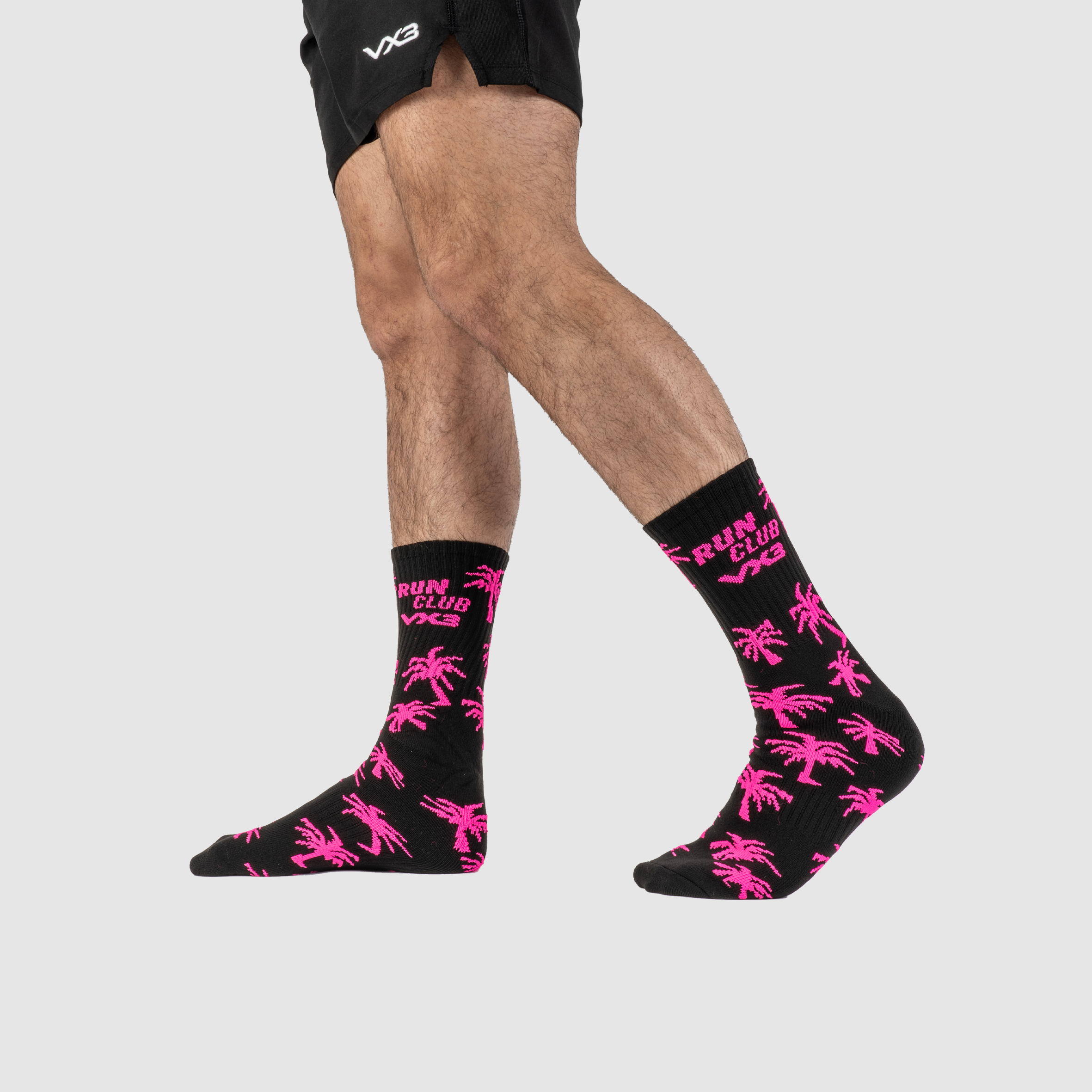 P46293-RUN-CLUB-PINK-NEON-PALMS-SOCKS.png