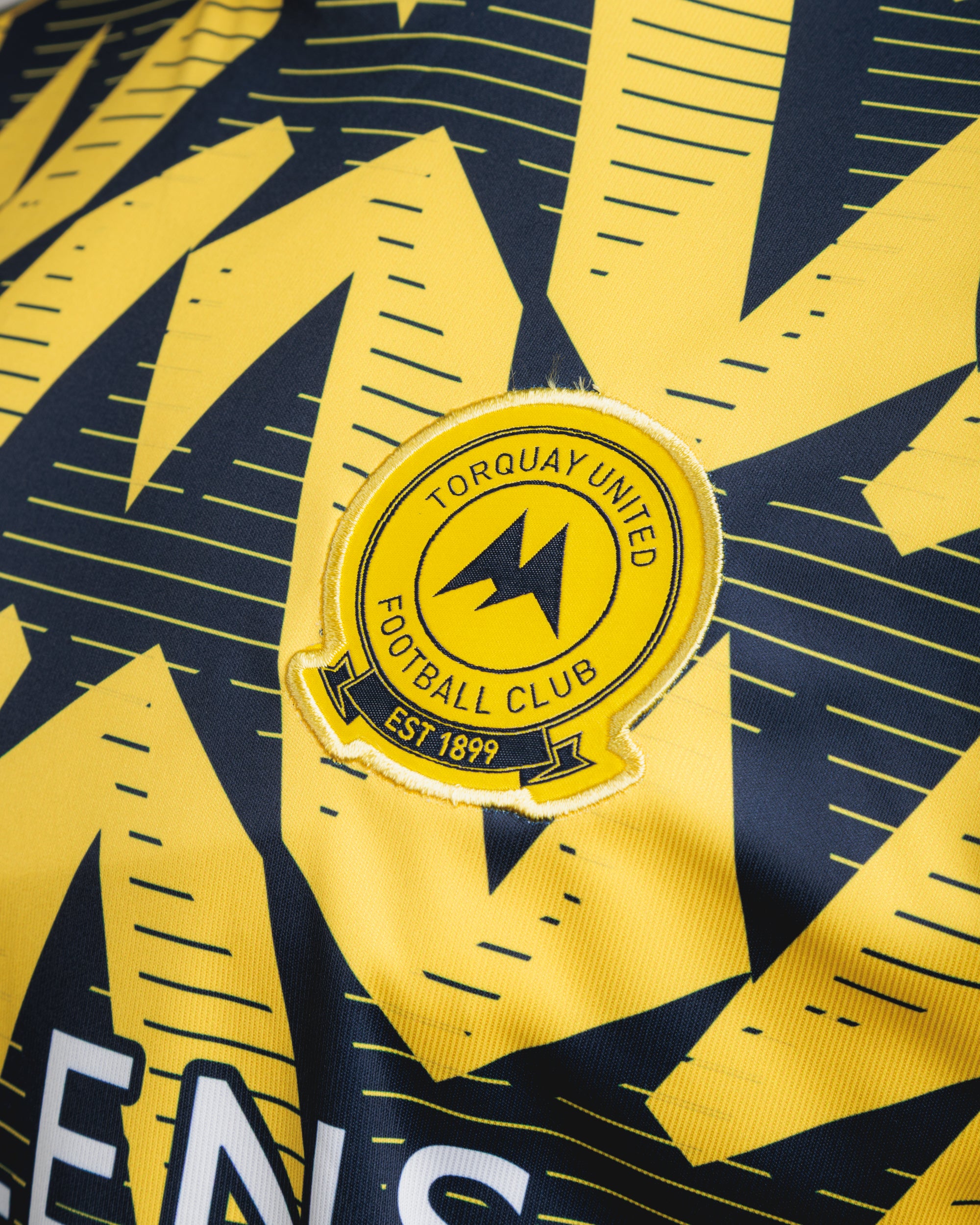 Torquay United FC 25/26 Warm Up Tee Youth