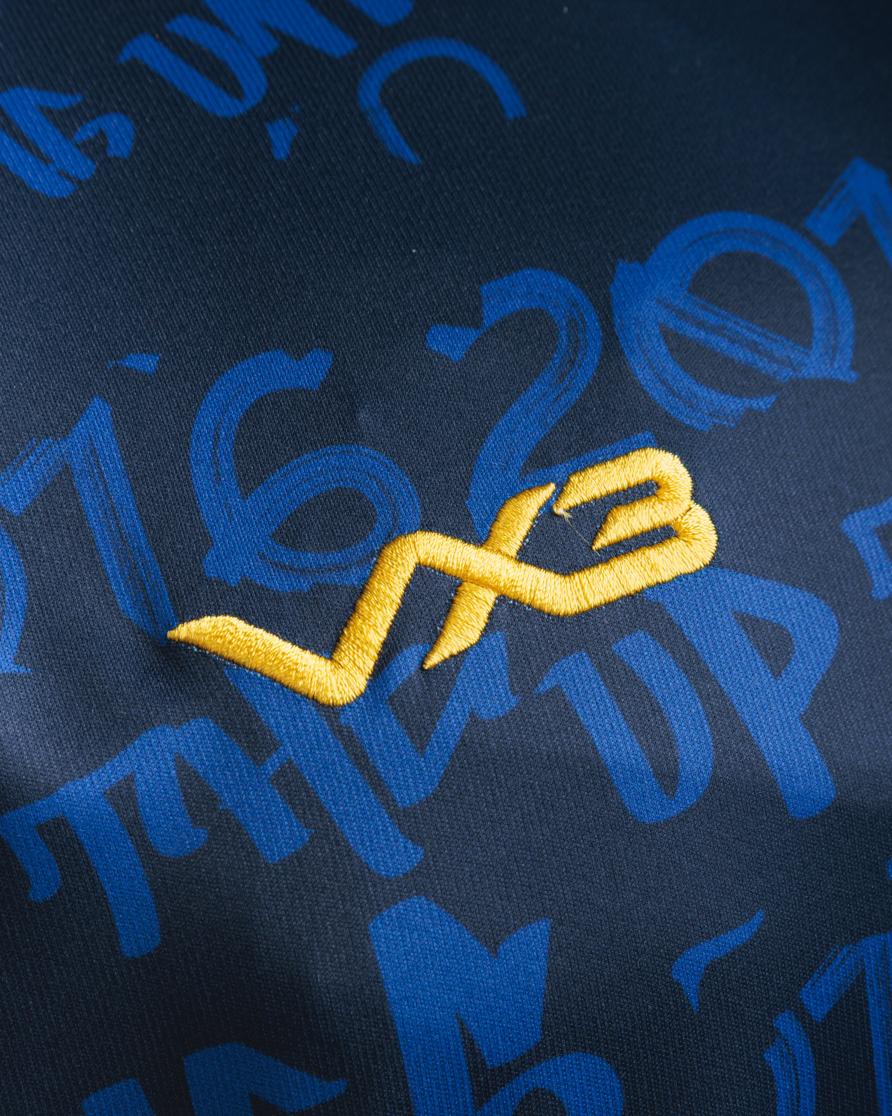 Hashtag United 25/26 Home Warm Up Tee