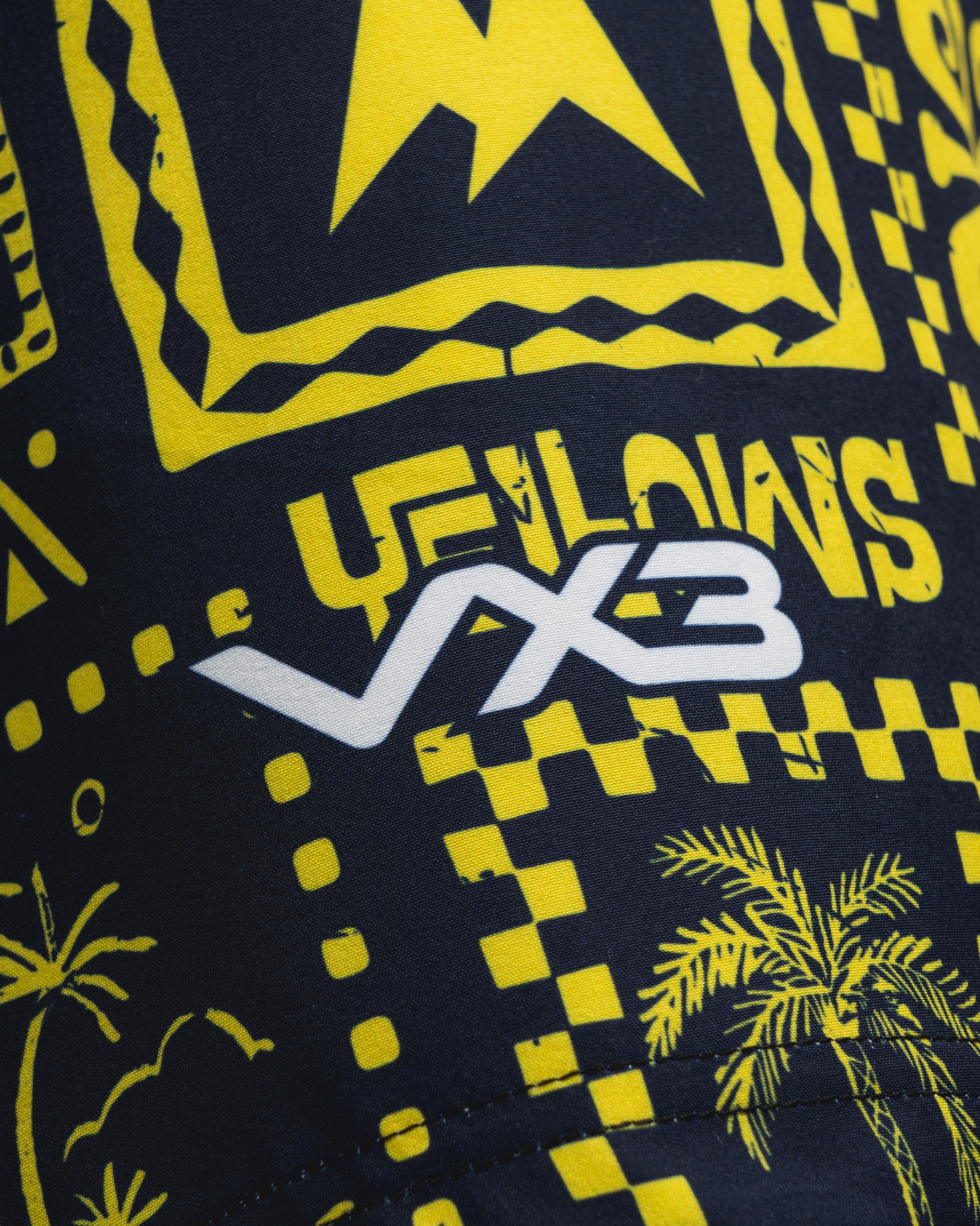 Torquay United FC 25/26 Youth Hawaiian Bundle