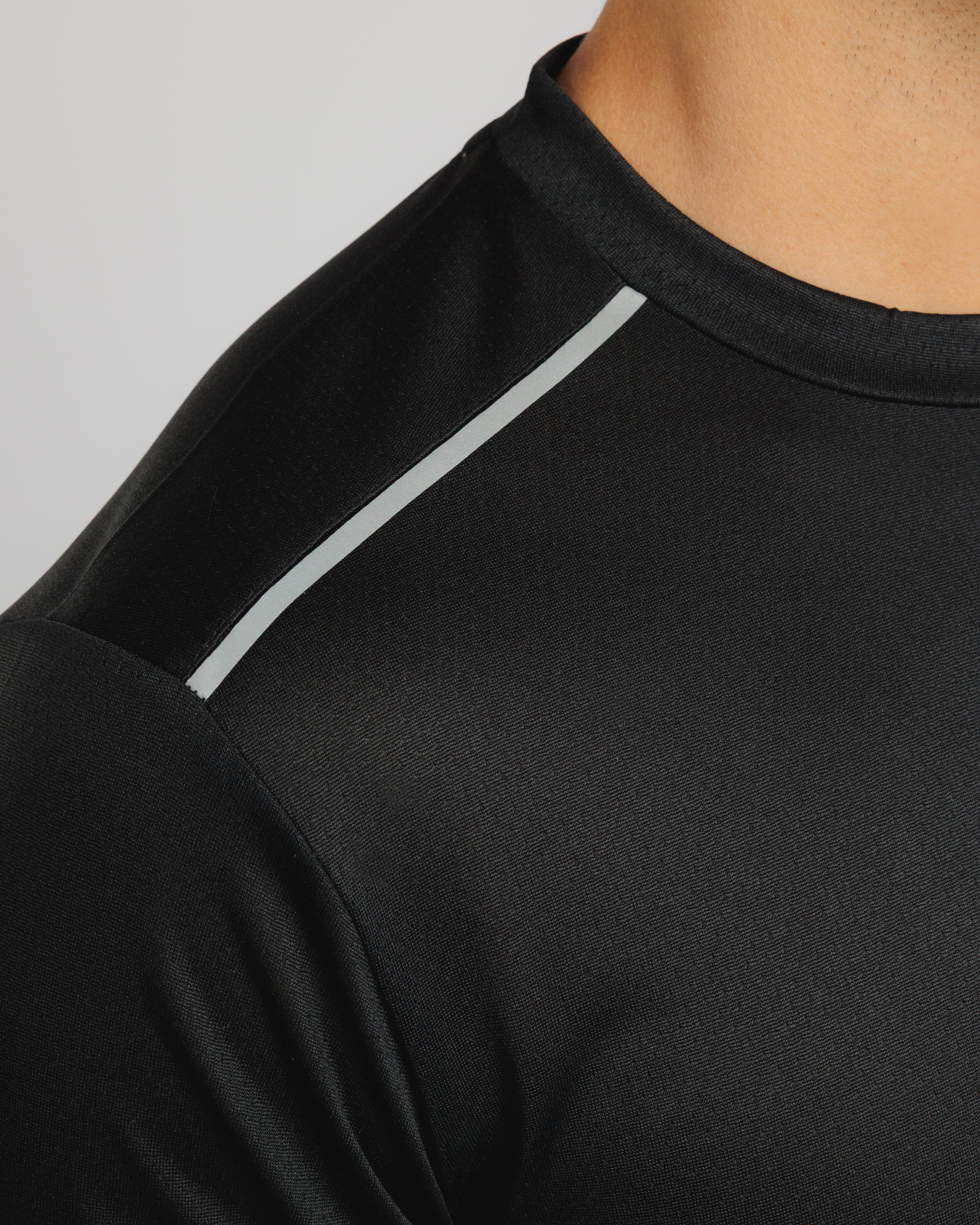 Aerolite Tee - Black