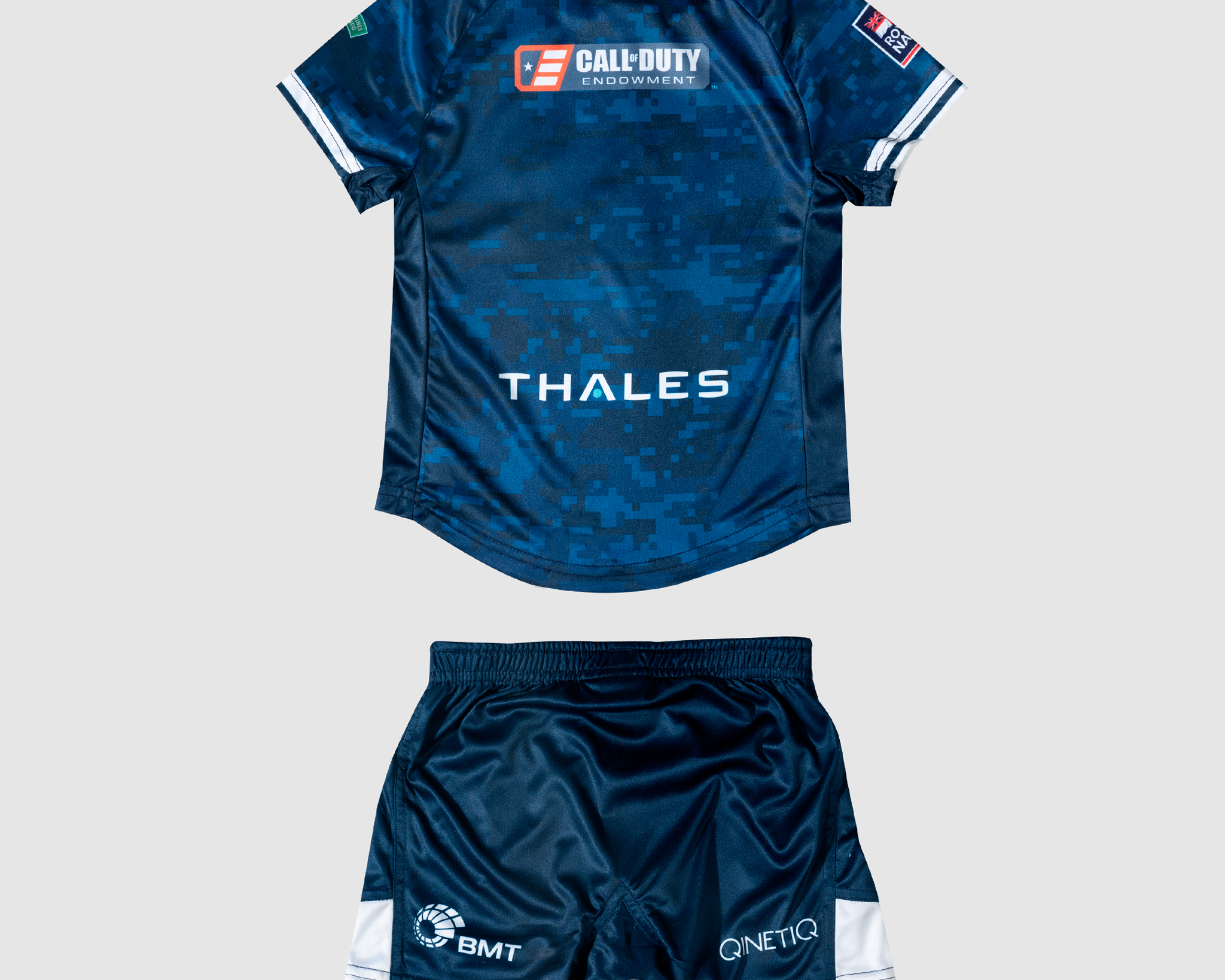 Royal-Navy-Rugby-Replica-Home-Infant-Playing-Kit-23-24-alt1_5ab9308d-2fcf-4e03-8a30-dd4f5a04bdcc.png