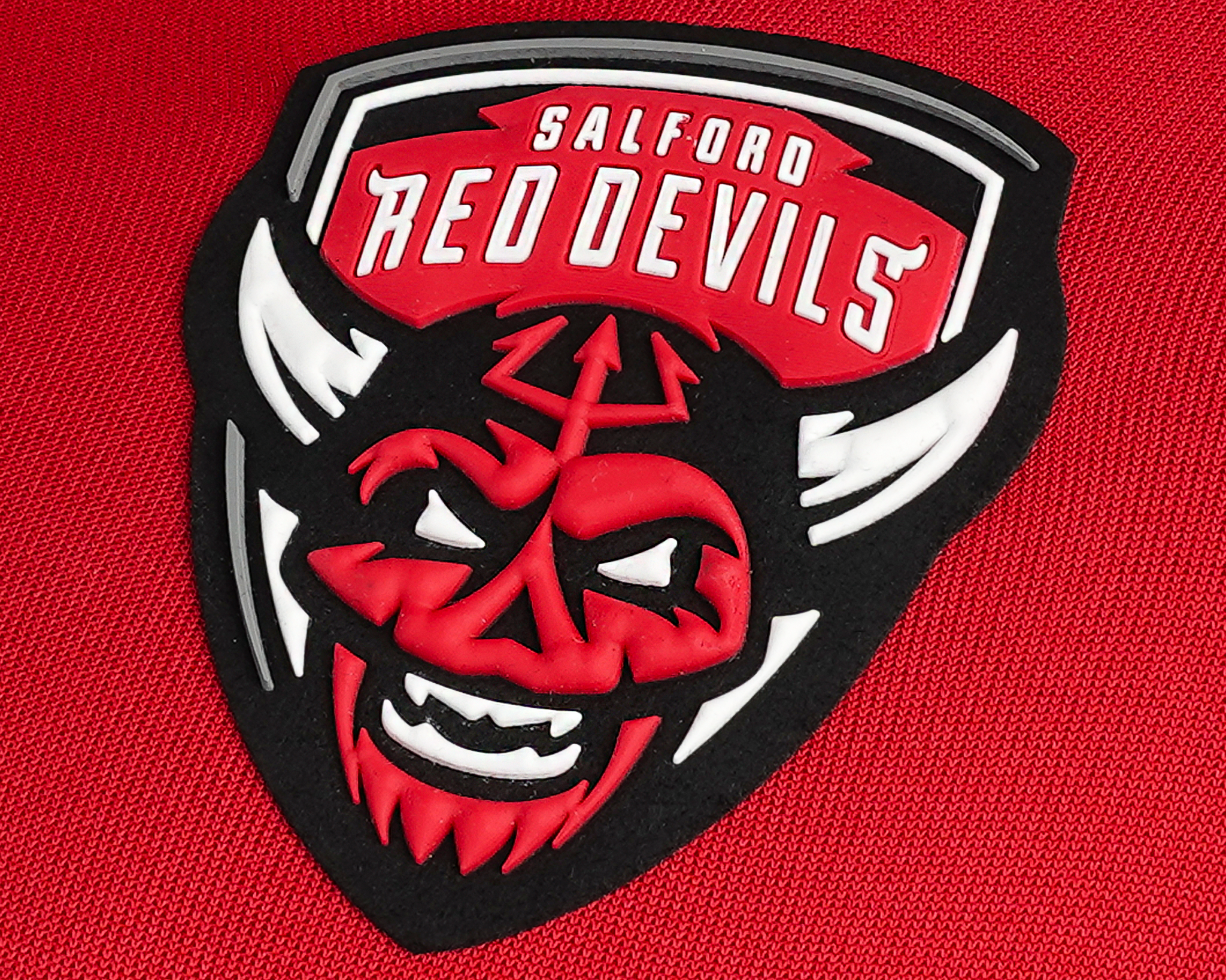 Salford-Red-Devils-2024-Quadrigo-Womens-Red-Hoodie-alt1.png