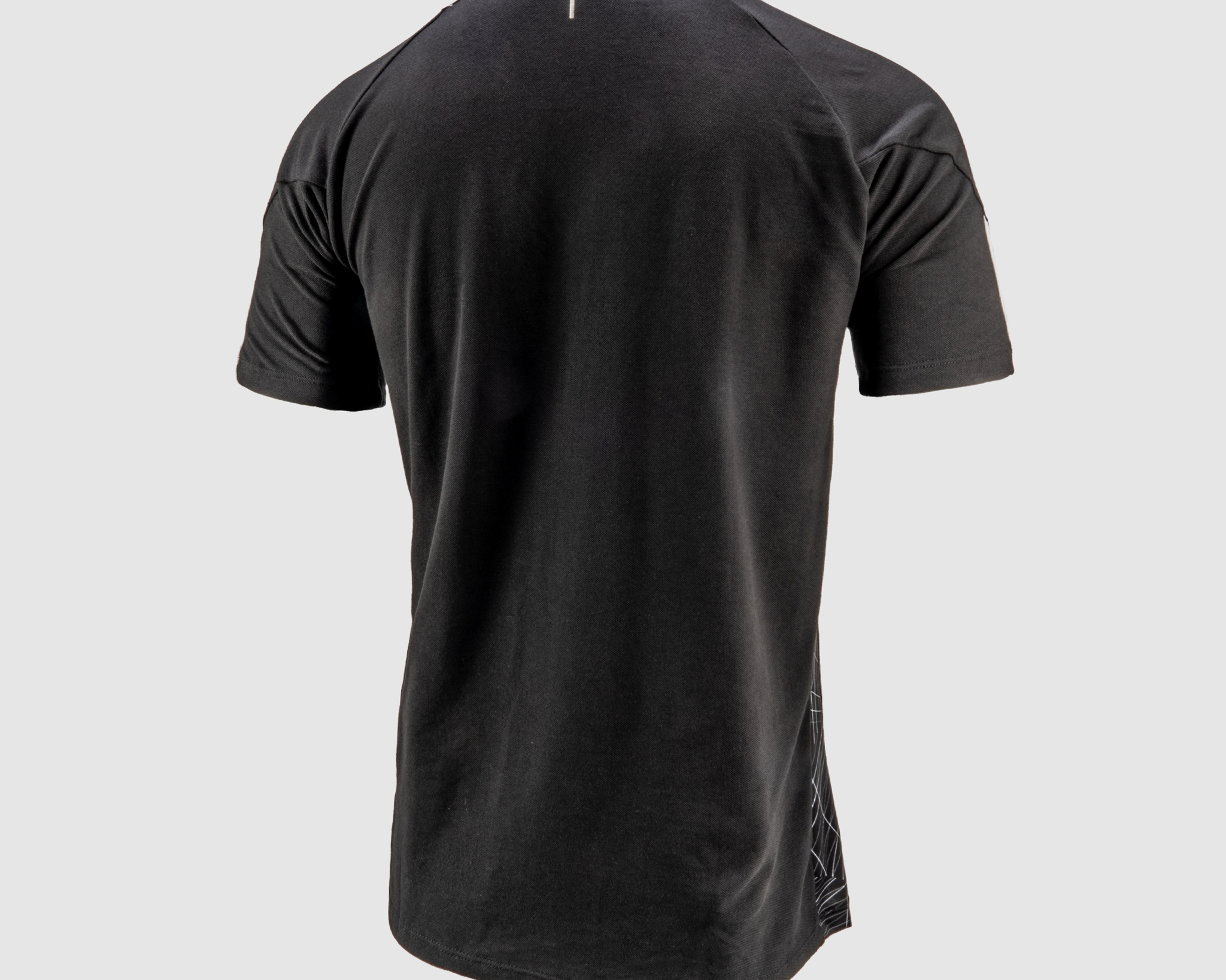 Salford-Red-Devils-2025-Quadrigo-Travel-Polo-alt1_b3af2682-658b-43e1-a5e7-fa4852108140.png