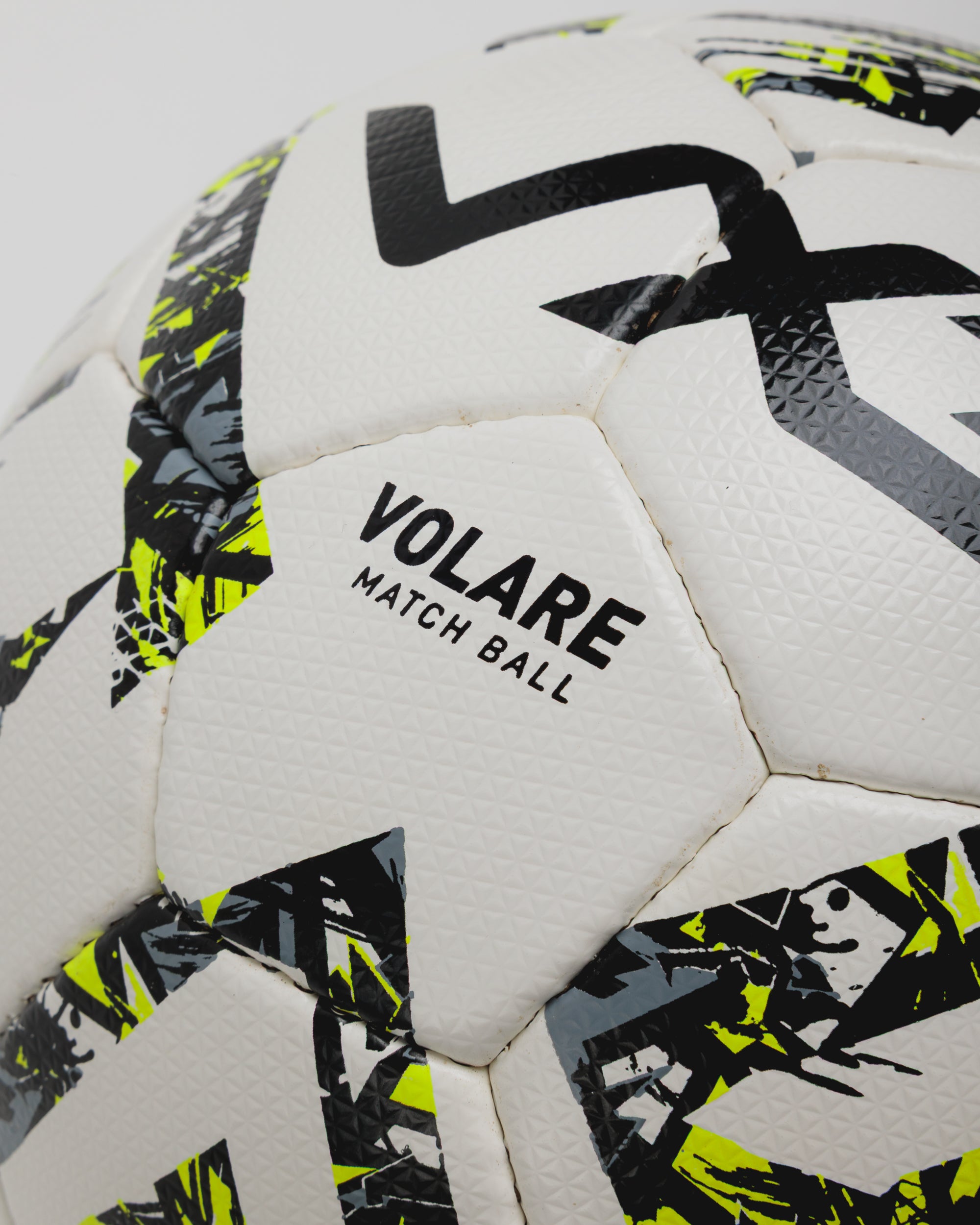 Volare Football Match Ball Bundle