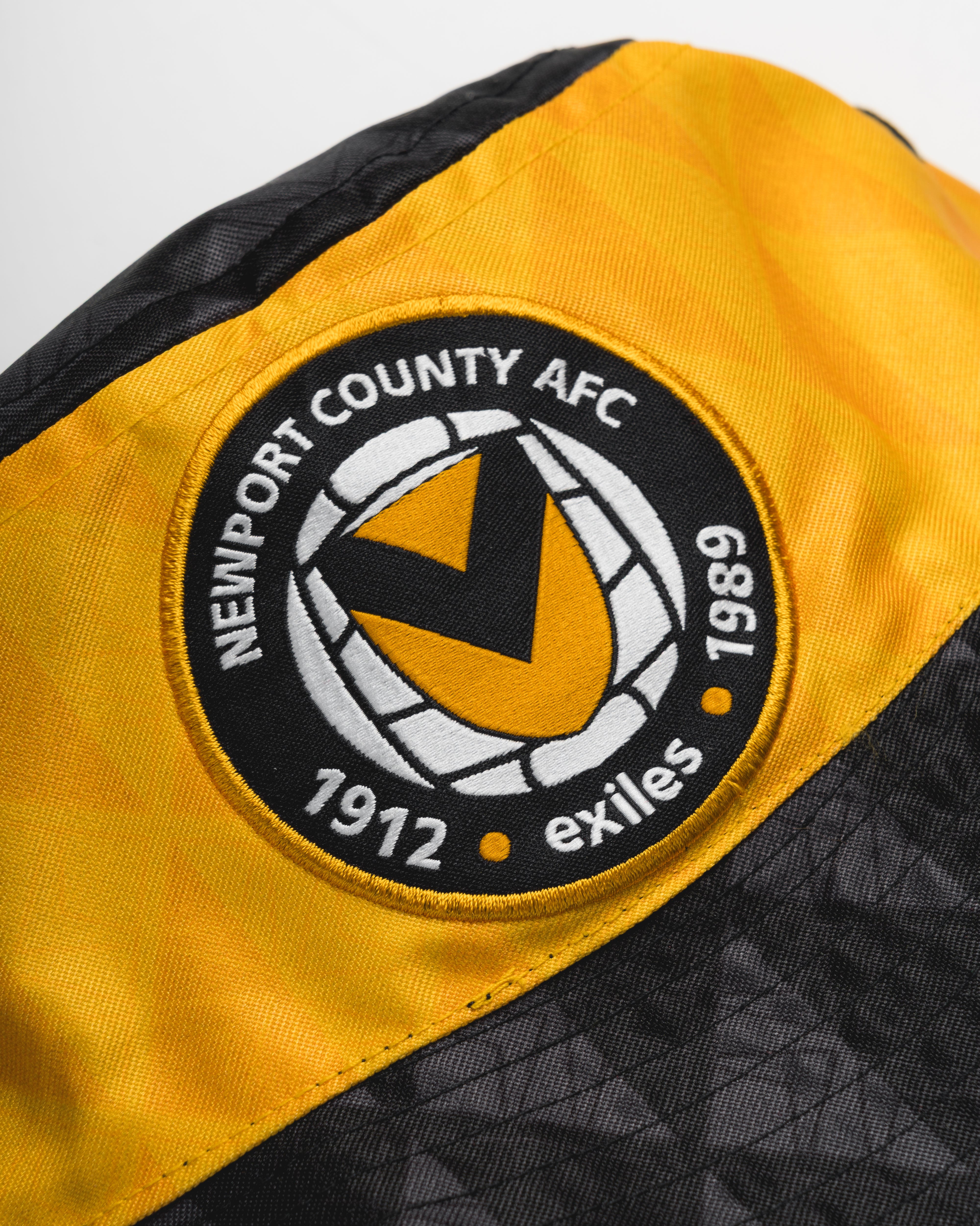 Newport County AFC 24/25  Reversible Bucket Hat