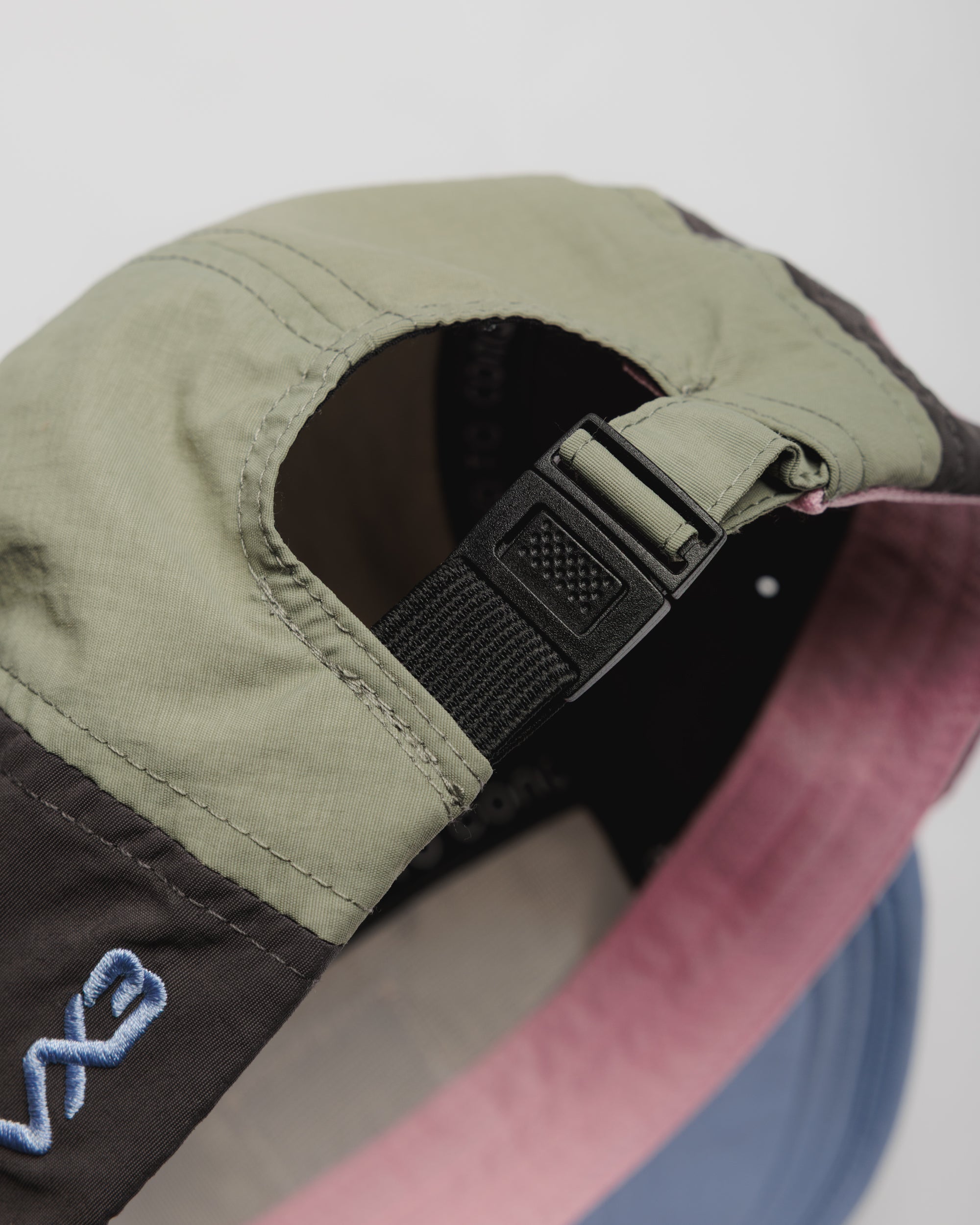 Linear 5 Panel Run Cap - Multi