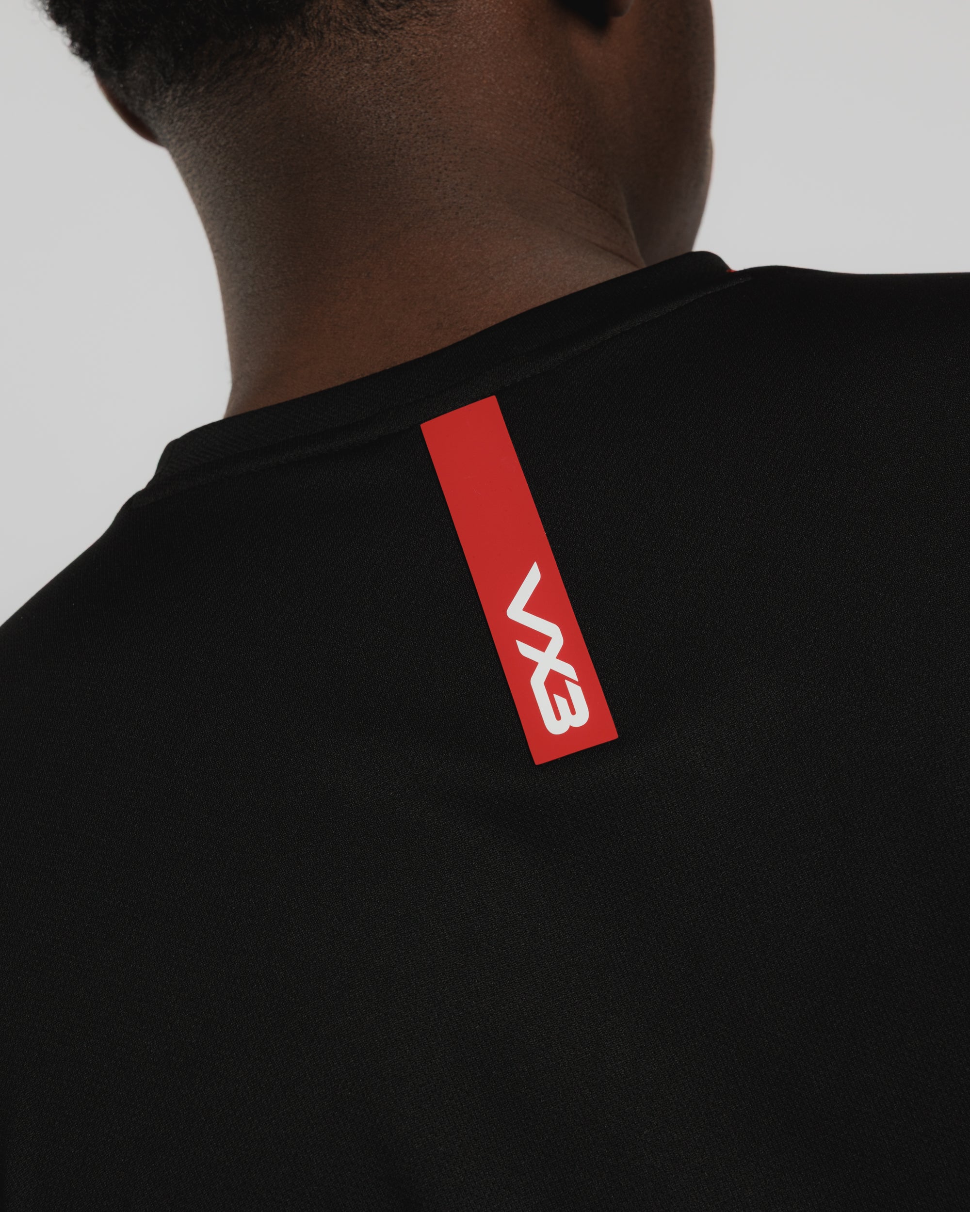 Fortis Tee Black/Red