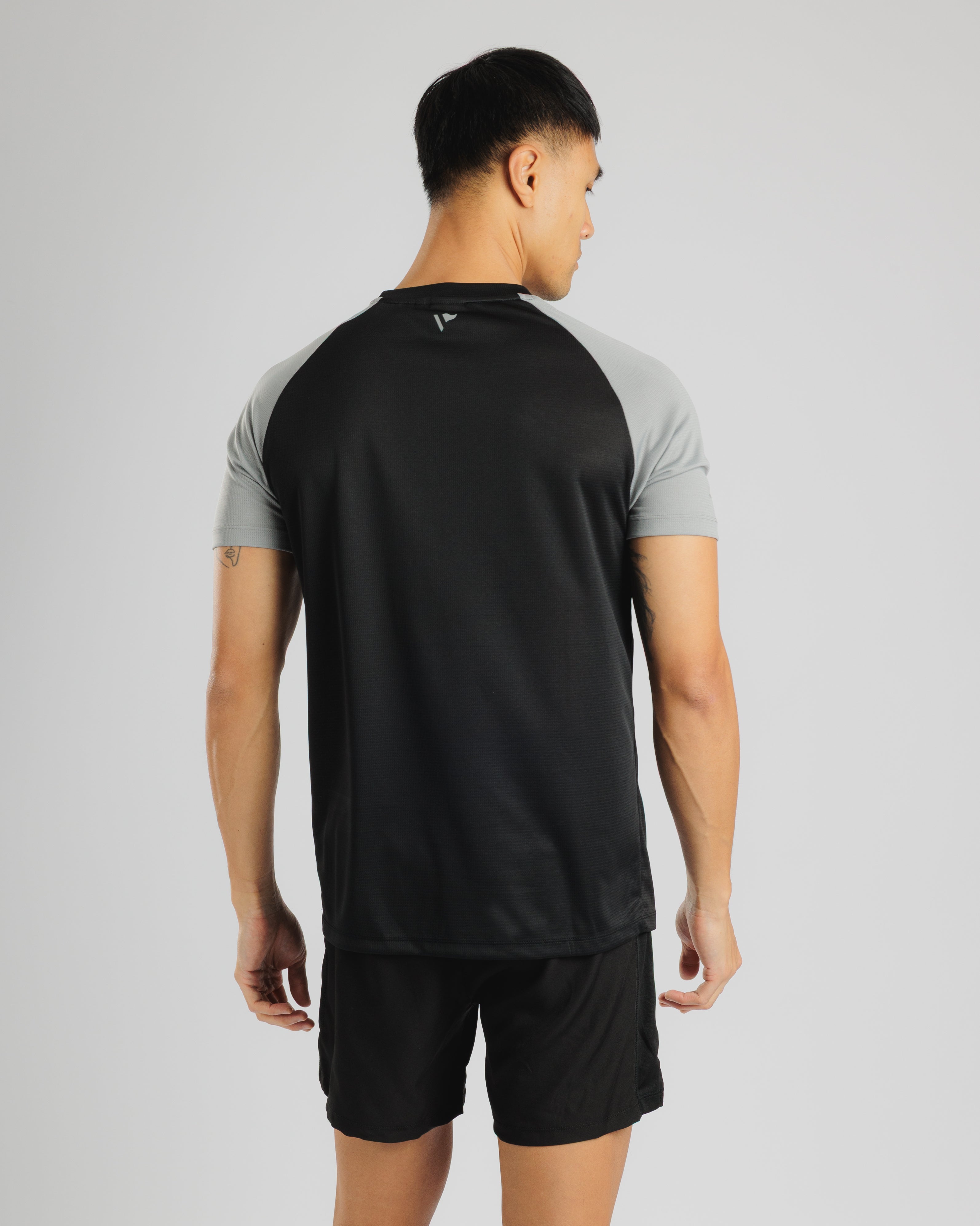 Aerowave T-Shirt- Black/Grey