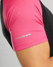 Aerowave T-Shirt- Black/Pink