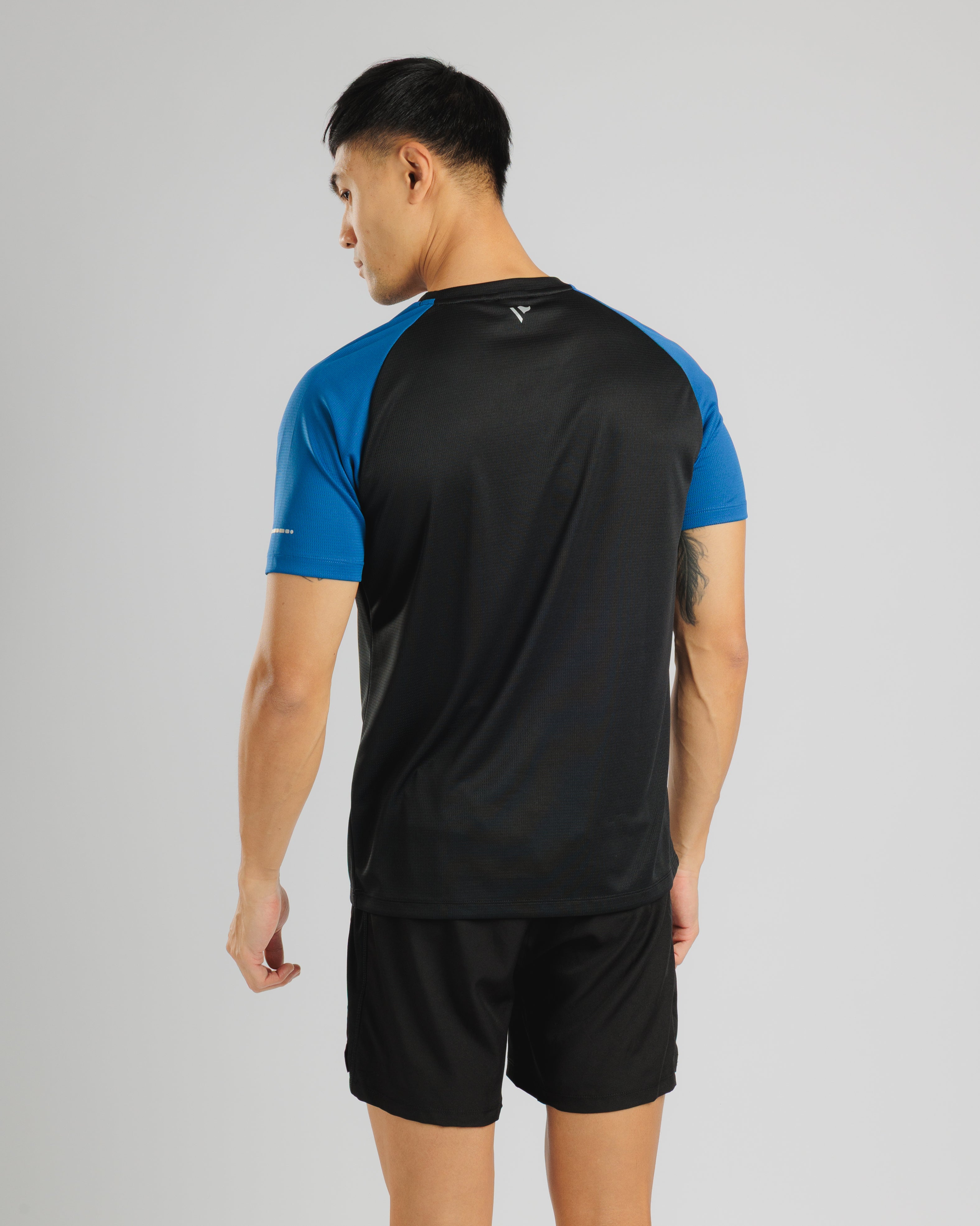 Aerowave T-Shirt- Black/Blue
