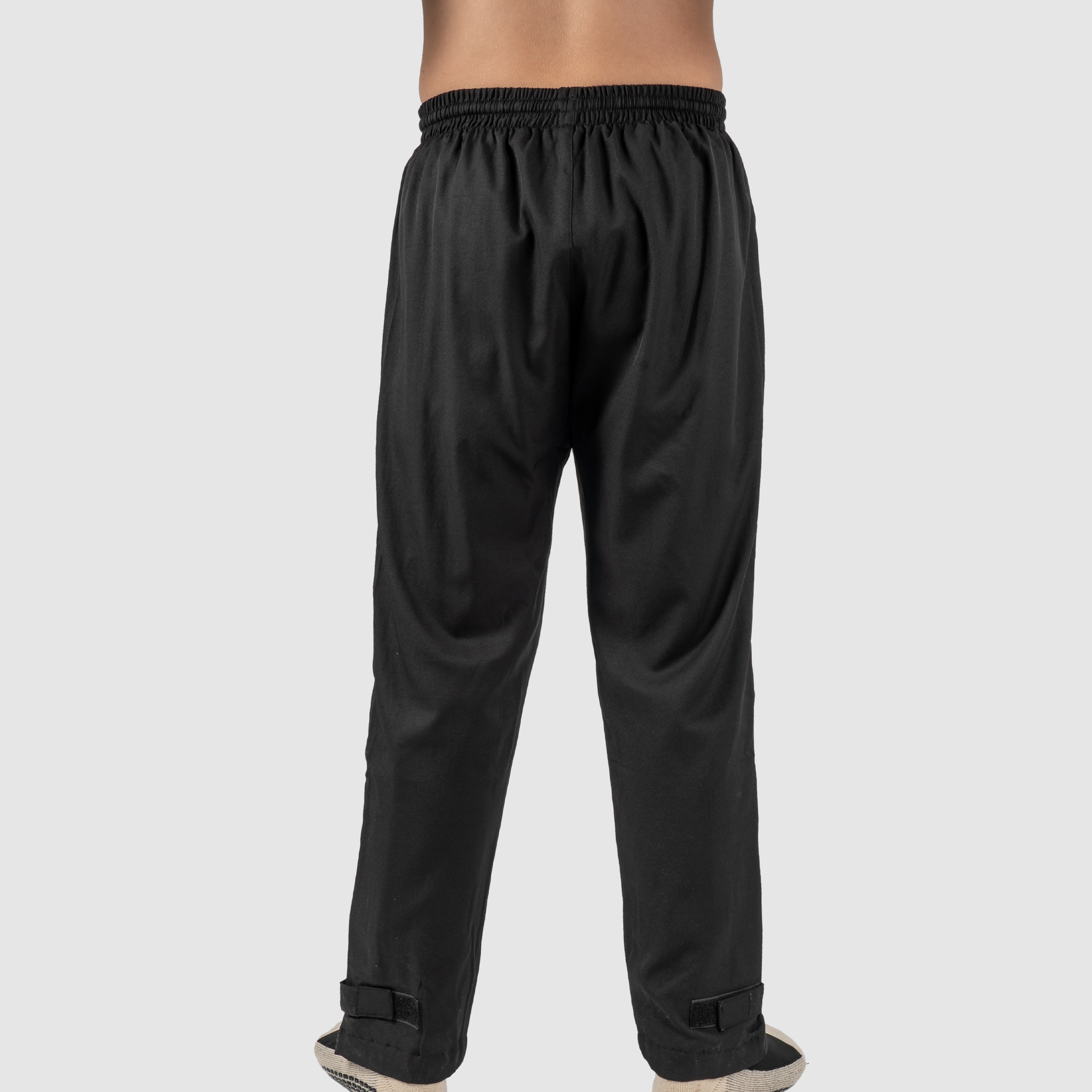 Braca-Trackpant-Black-Youth-alt1_ee1cc644-0325-4161-b050-bc2ab0ead1fe.png