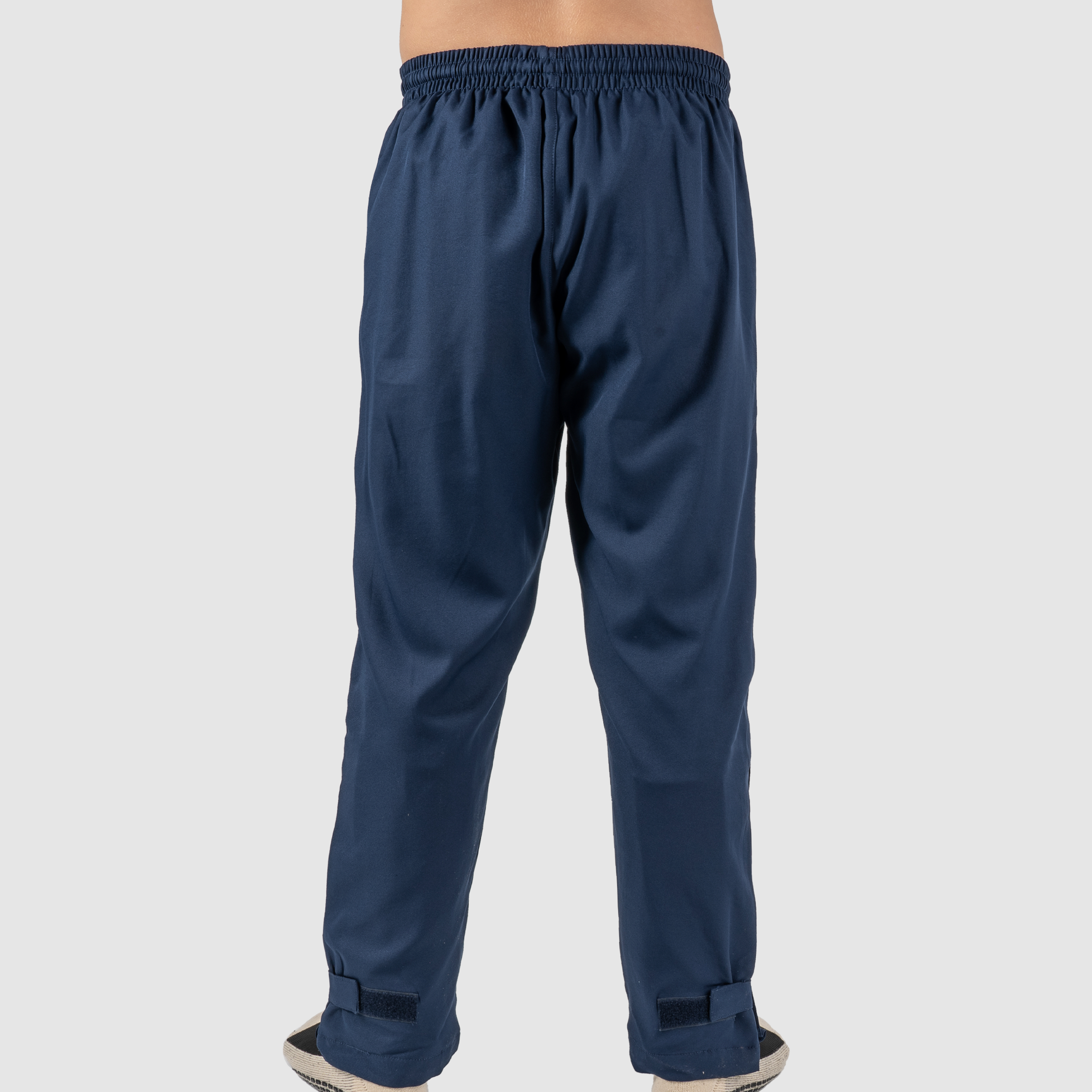 Braca-Trackpant-Navy-Youth-alt1_f628f4fe-5790-45e8-8865-0a745bf322fa.png