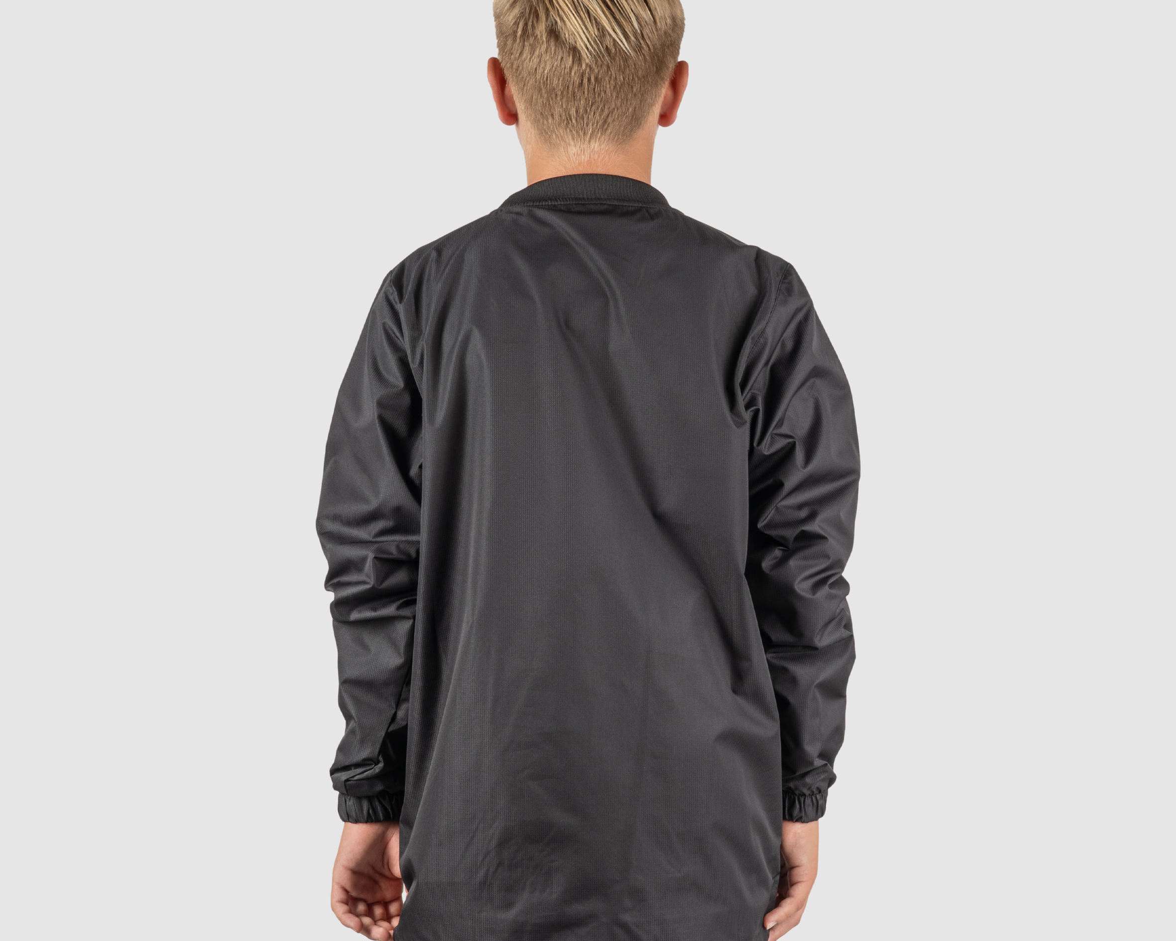 FRTS19-PRIMUS-SMOCK-BLACK-YOUTH-ALT1.png