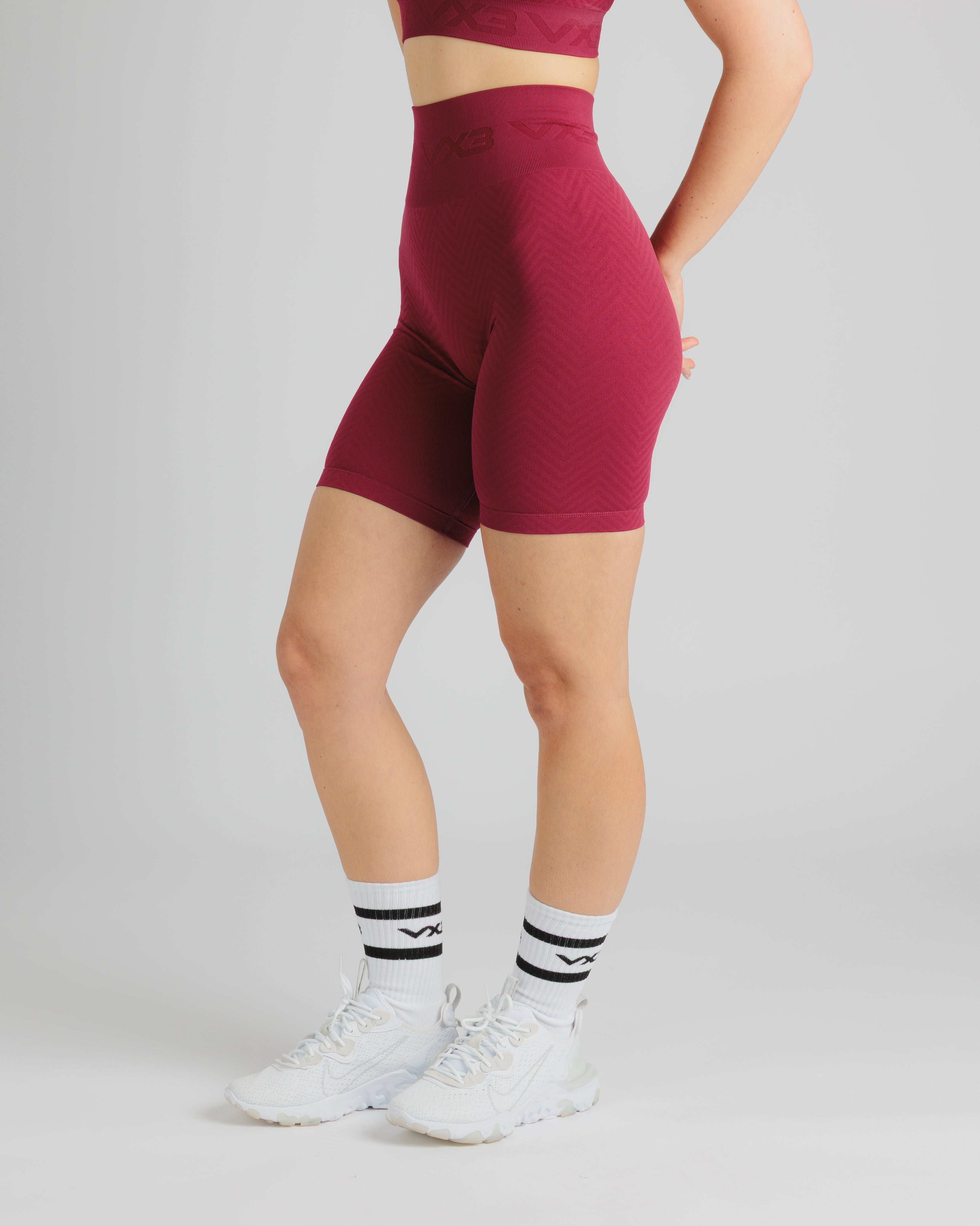 Spira Seamless Cycling Shorts - Wine