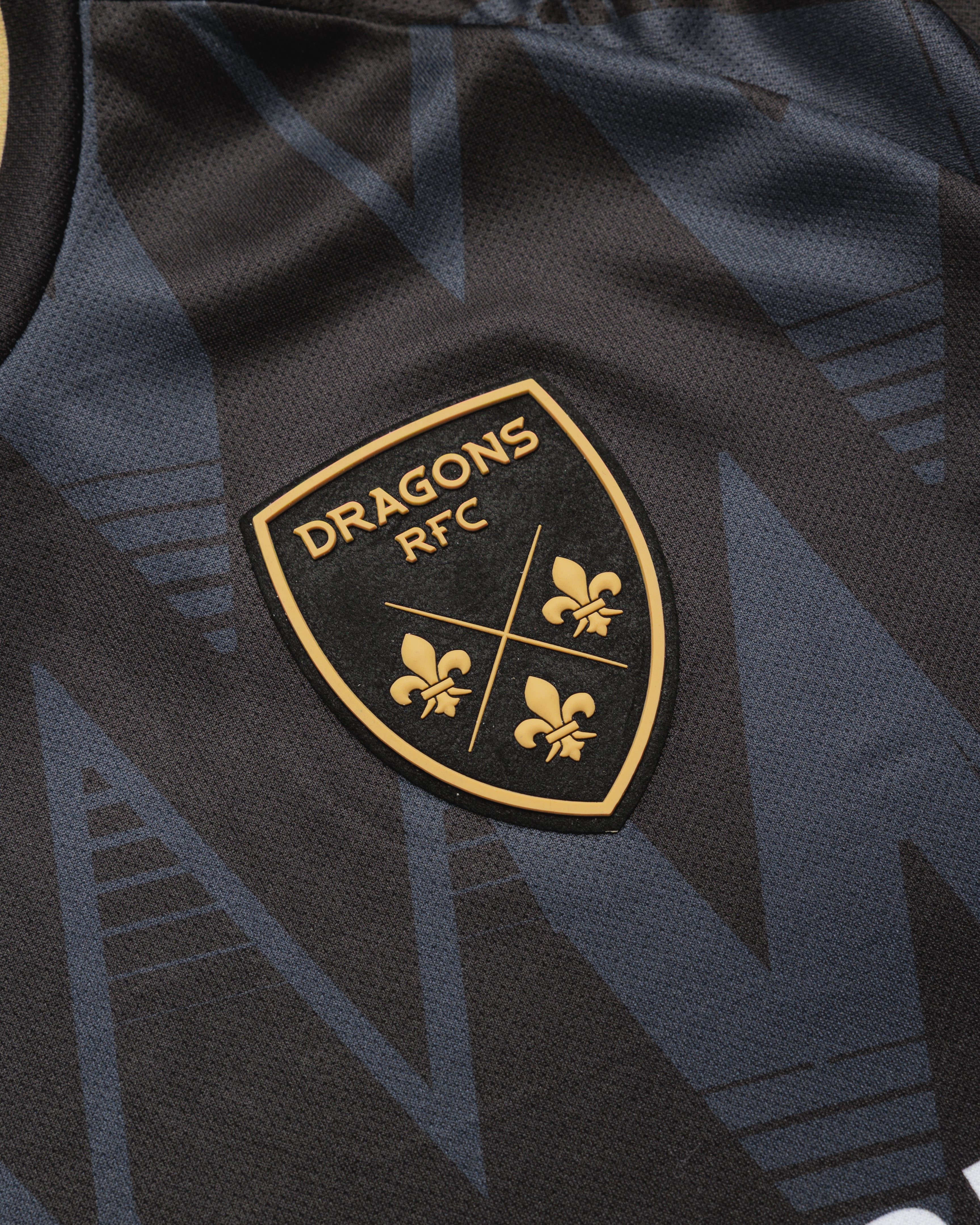 Dragons RFC 26/27 Away Warm Up Tee Youth