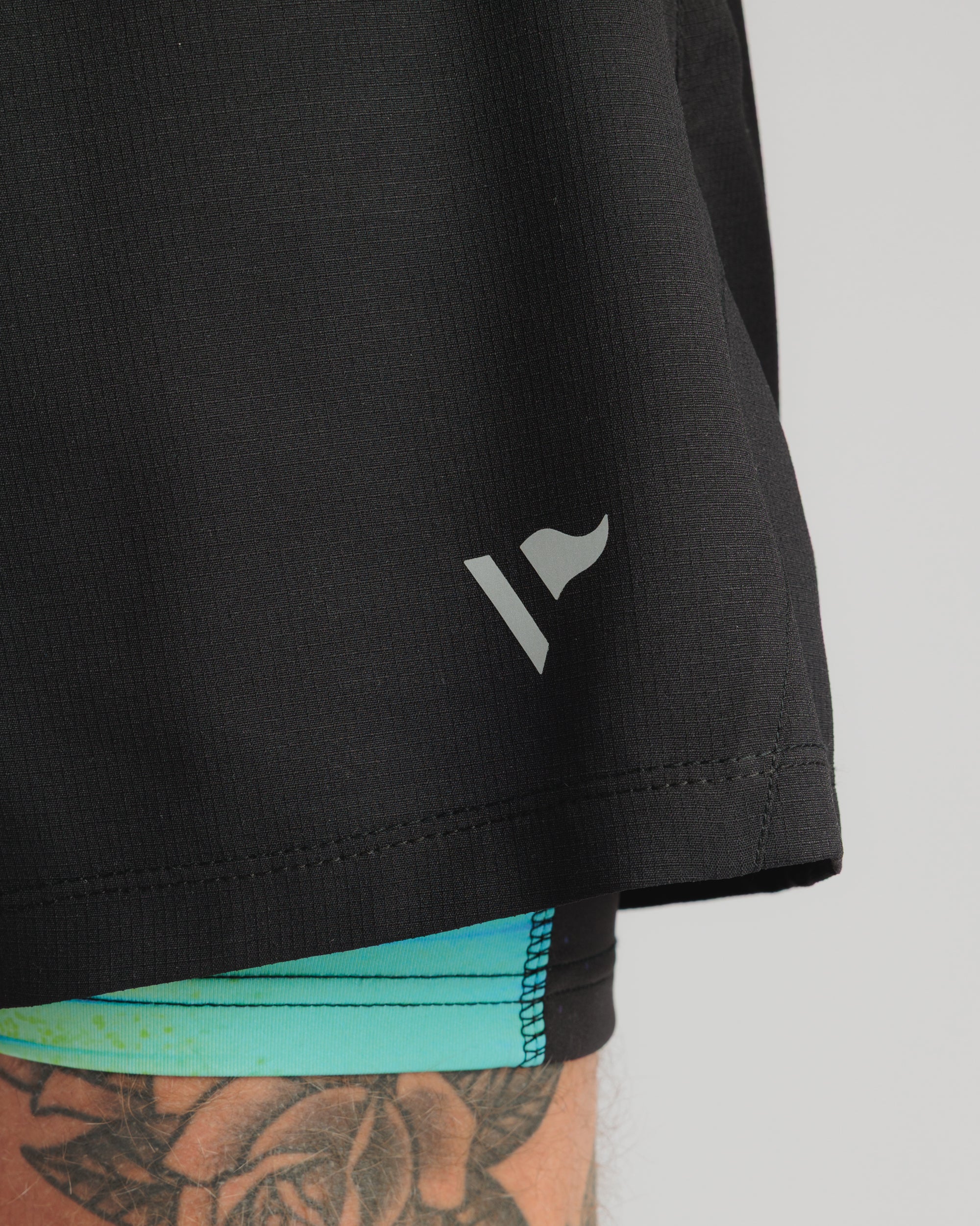 Alta Via 2-in-1 Short - Black/Multi