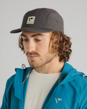 Linear 5 Panel Run Cap - Black