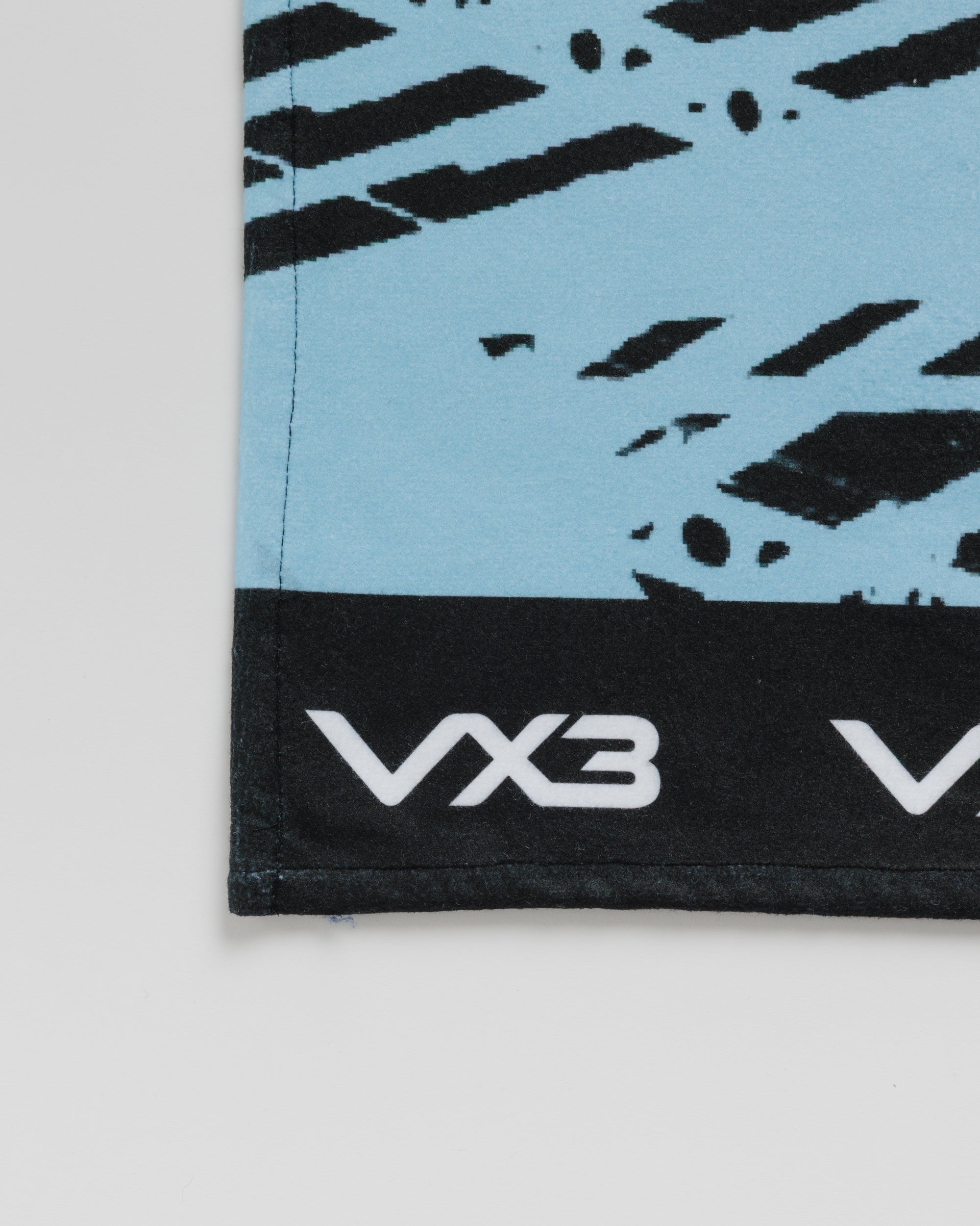 Exeter Chiefs 26/27 Towel Black/Light Blue/White