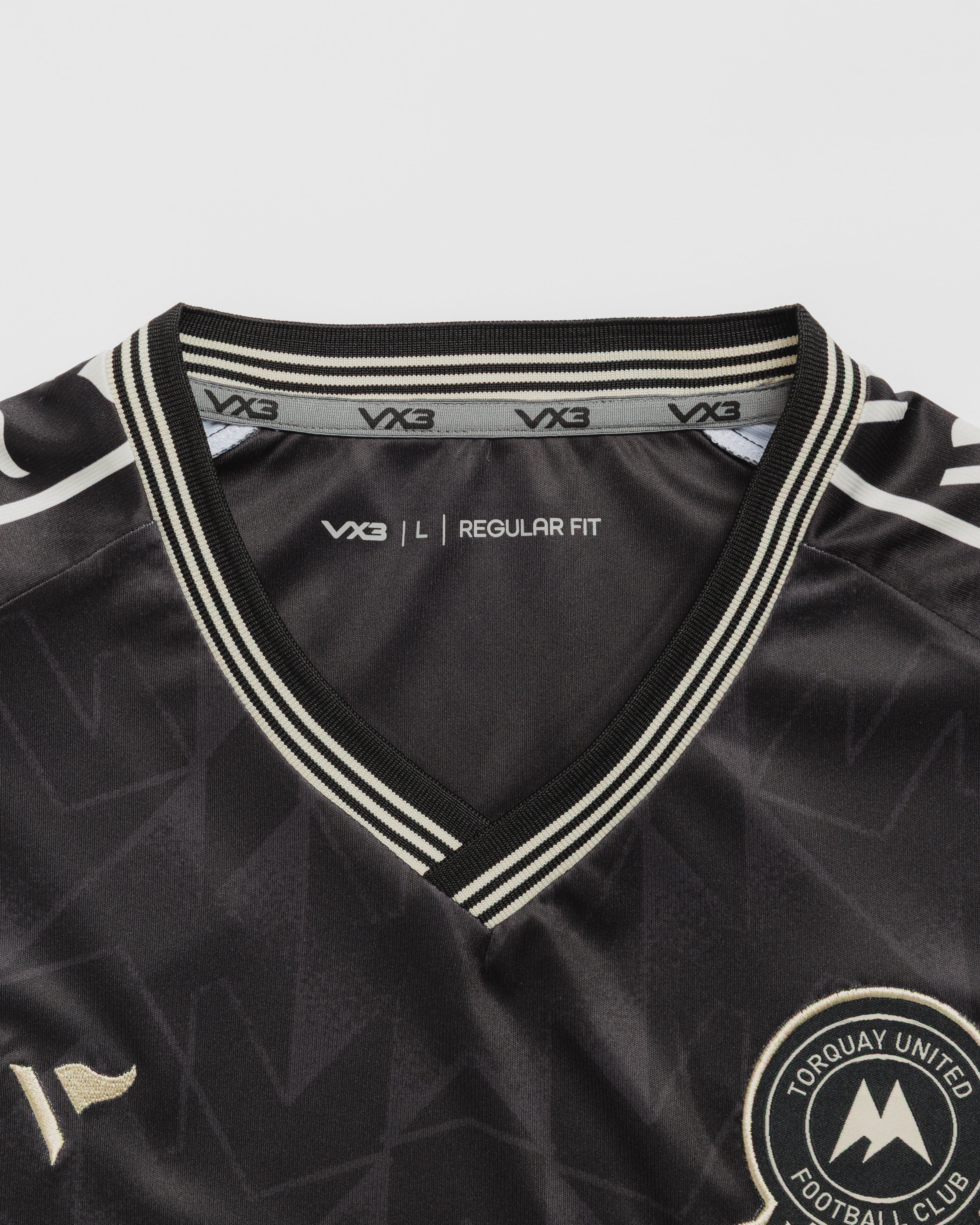 Torquay United FC 26/27 Home GK Shirt Replica