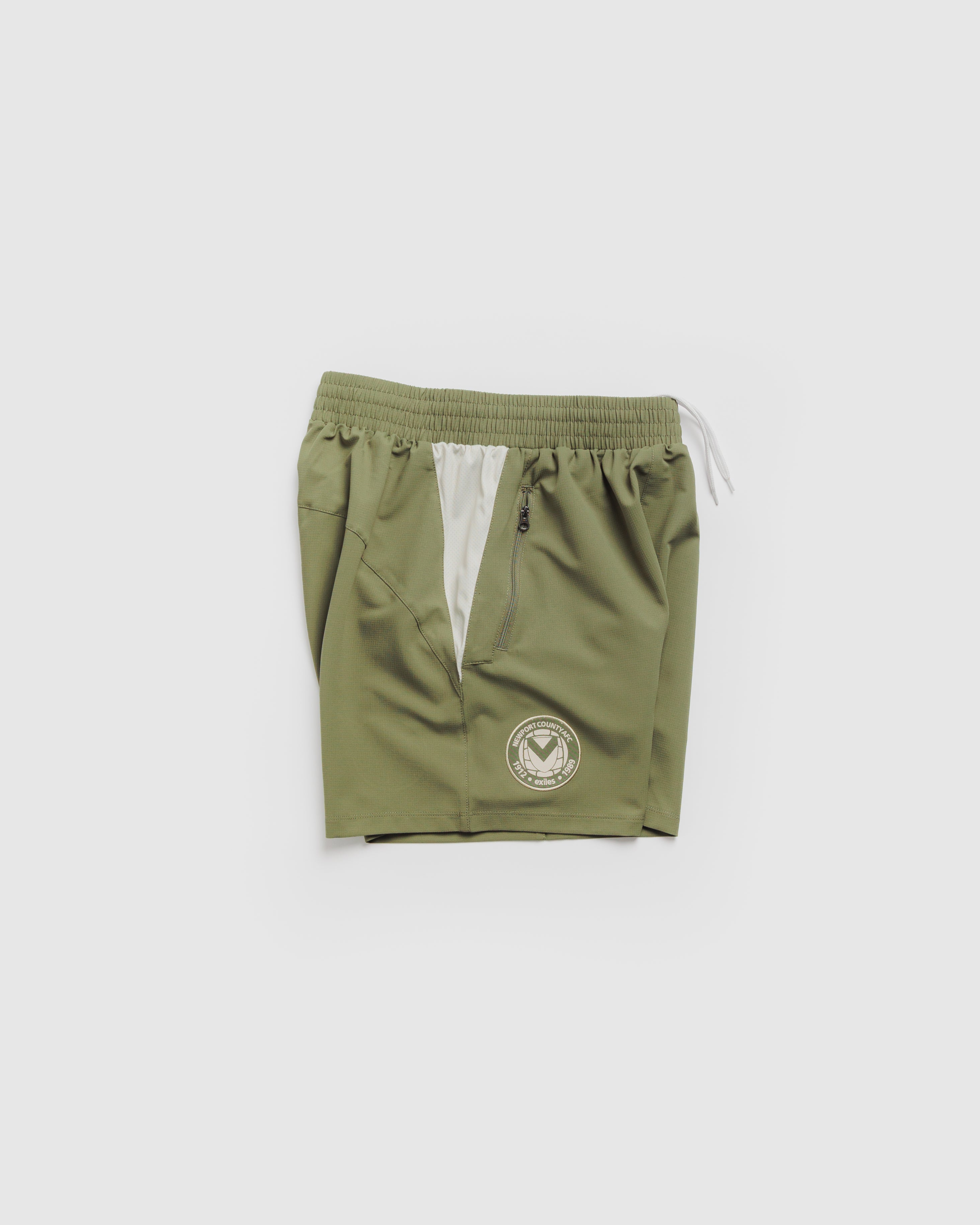 Newport County AFC 26/27 Vertex Gym Shorts Dark Olive/Ecru
