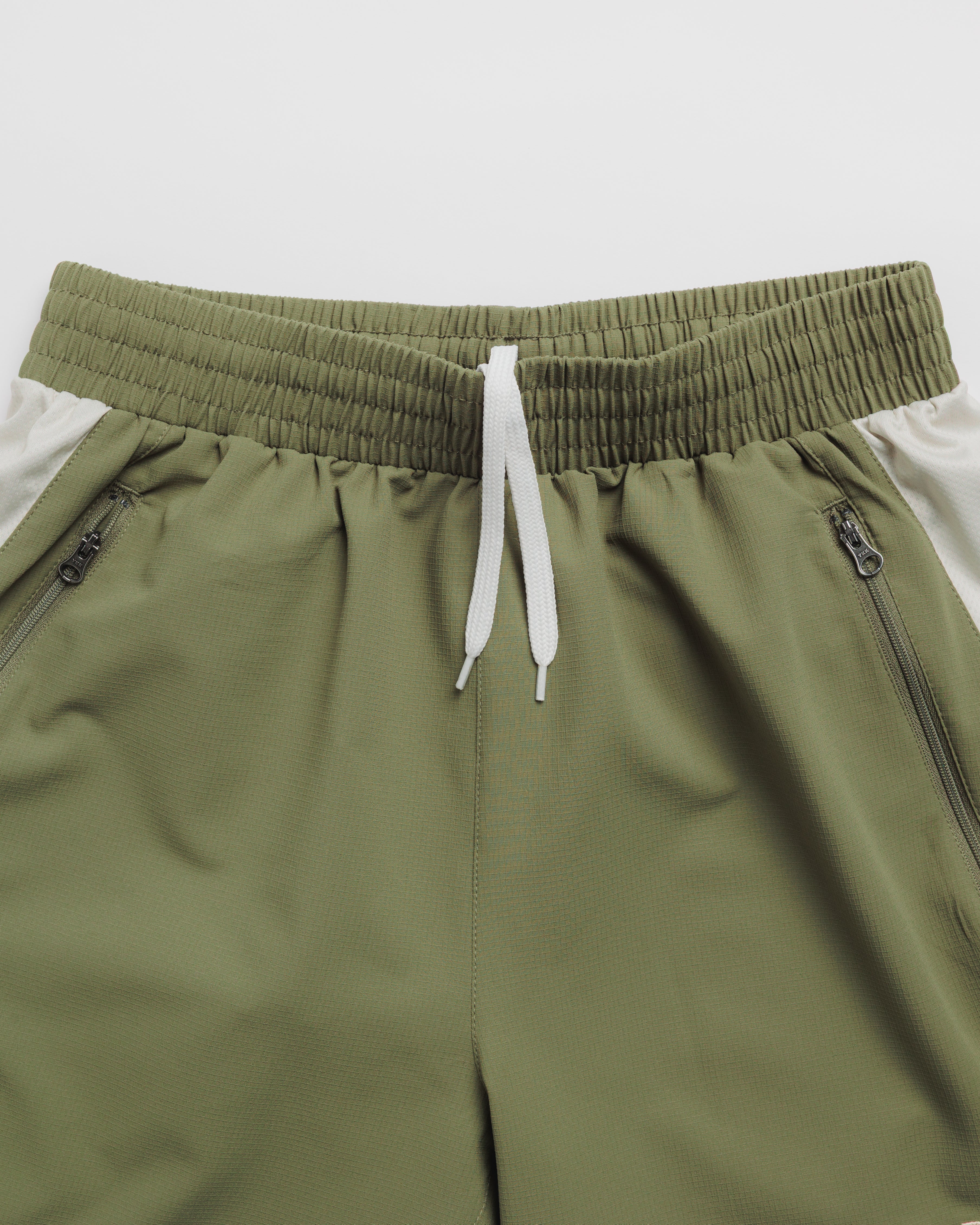 Newport County AFC 26/27 Vertex Gym Shorts Dark Olive/Ecru