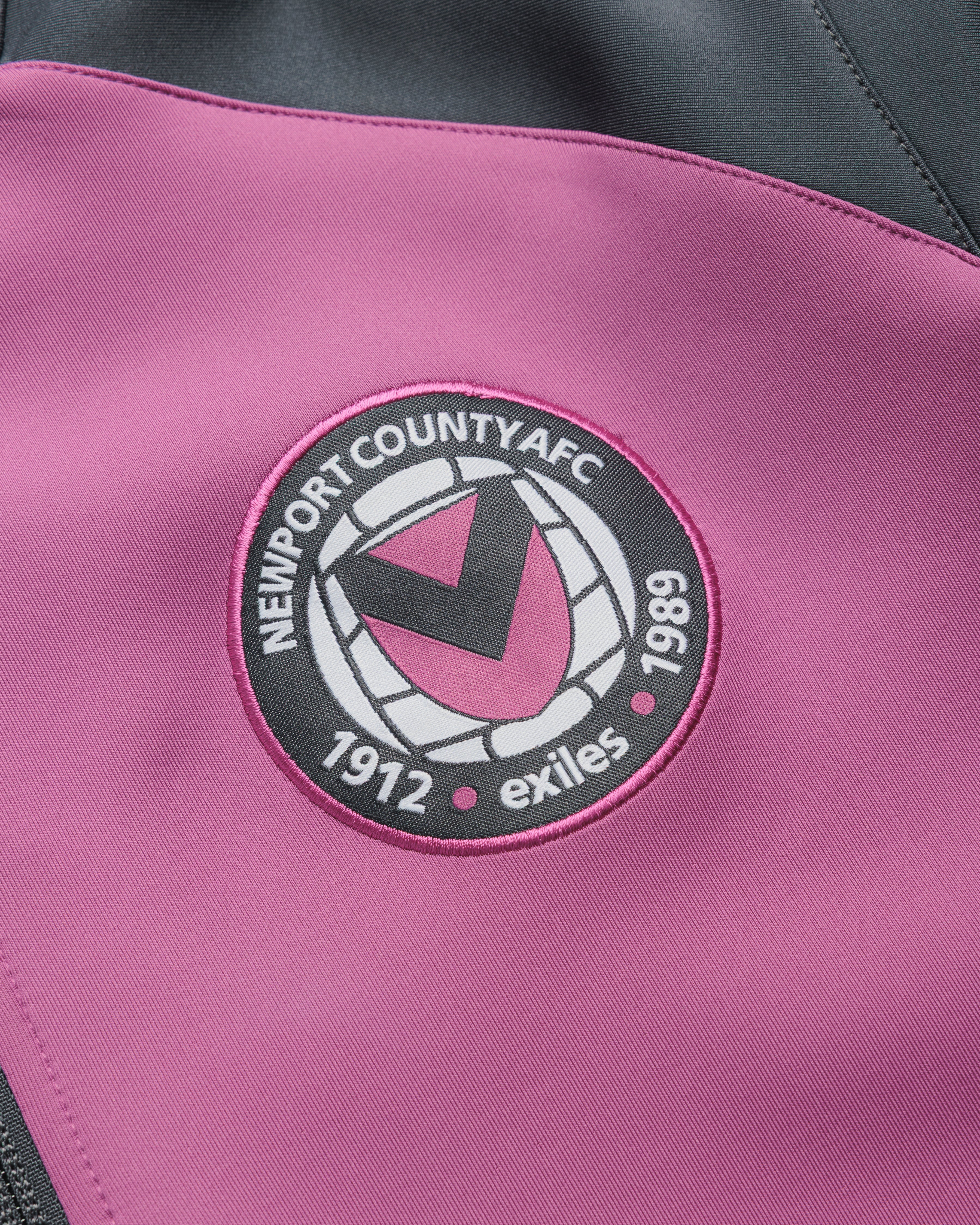Newport County AFC 26/27 Vertex Half Zip Top Grape/Charcoal/White