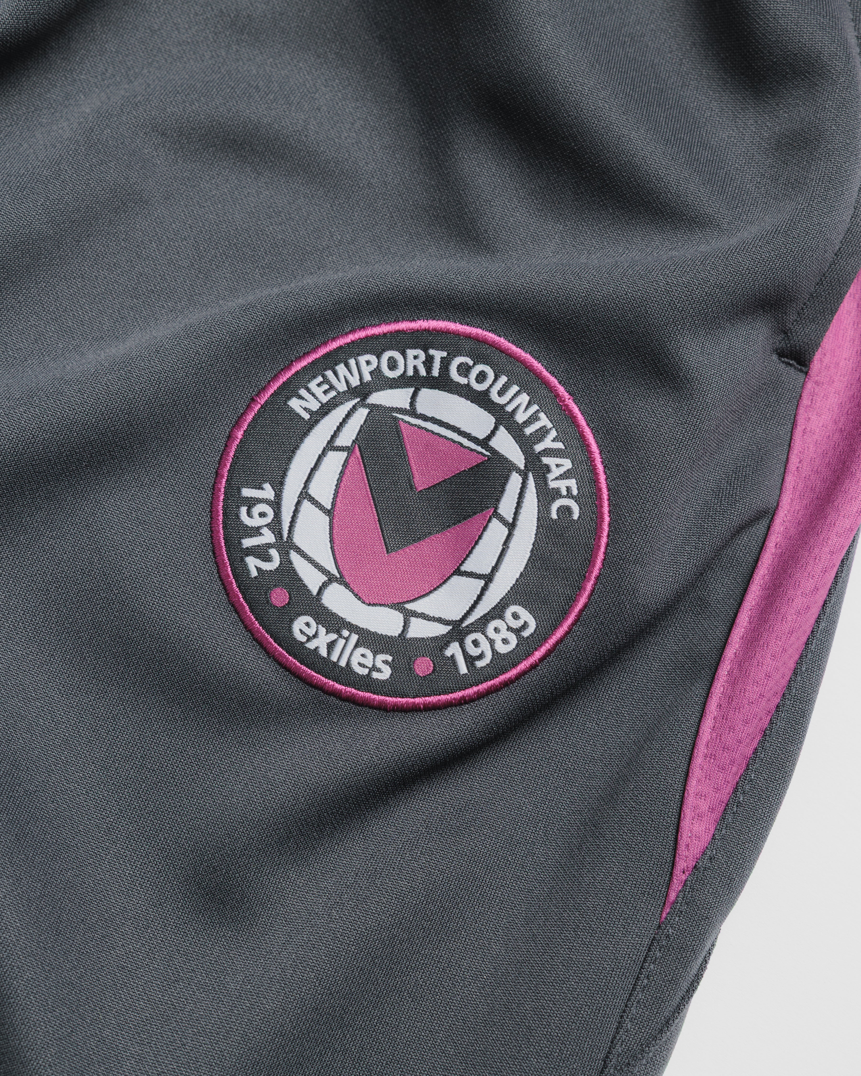 Newport County AFC 26/27 Vertex Skinny Pants Charcoal/Grape