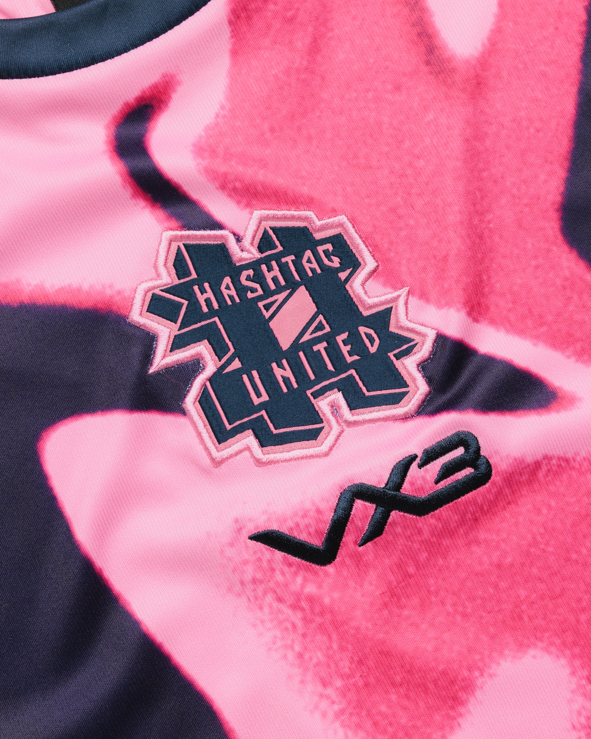 Hashtag United 26/27 Home Warm Up Tee Youth