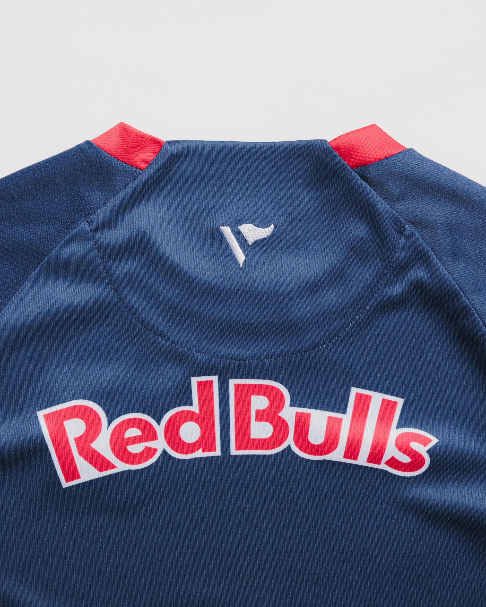 Newcastle Red Bulls 26/27 Home Warm Up Tee Youth
