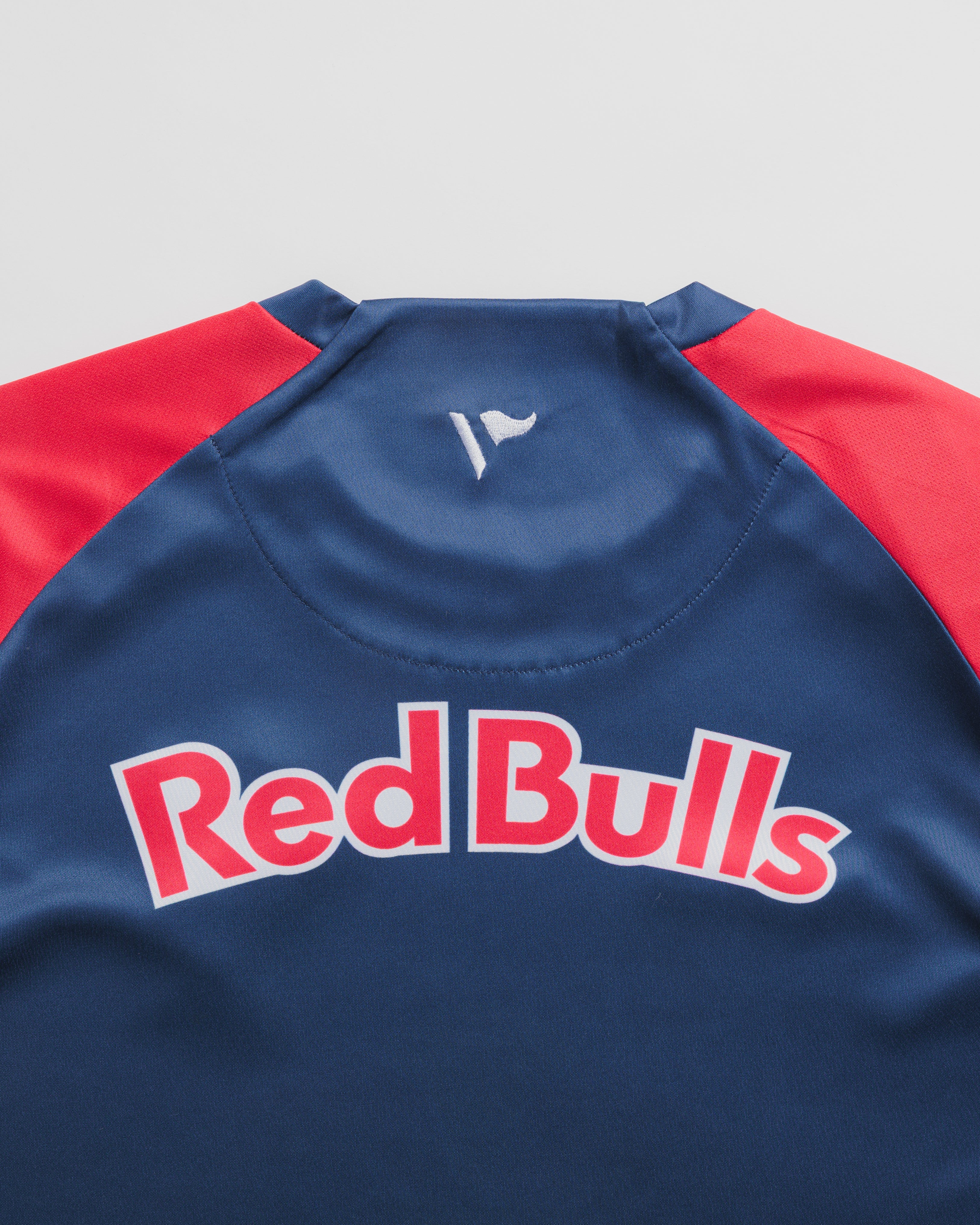 Newcastle Red Bulls 26/27 Vertex Training Tee Navy/Red