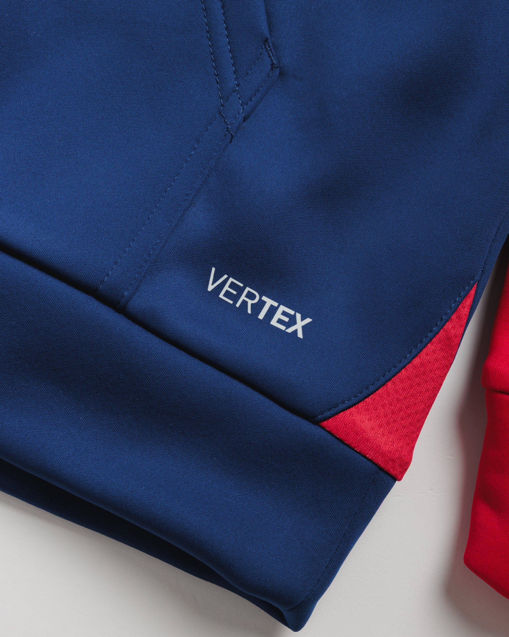 Newcastle Red Bulls 26/27 Vertex Training Hoodie Navy/Red