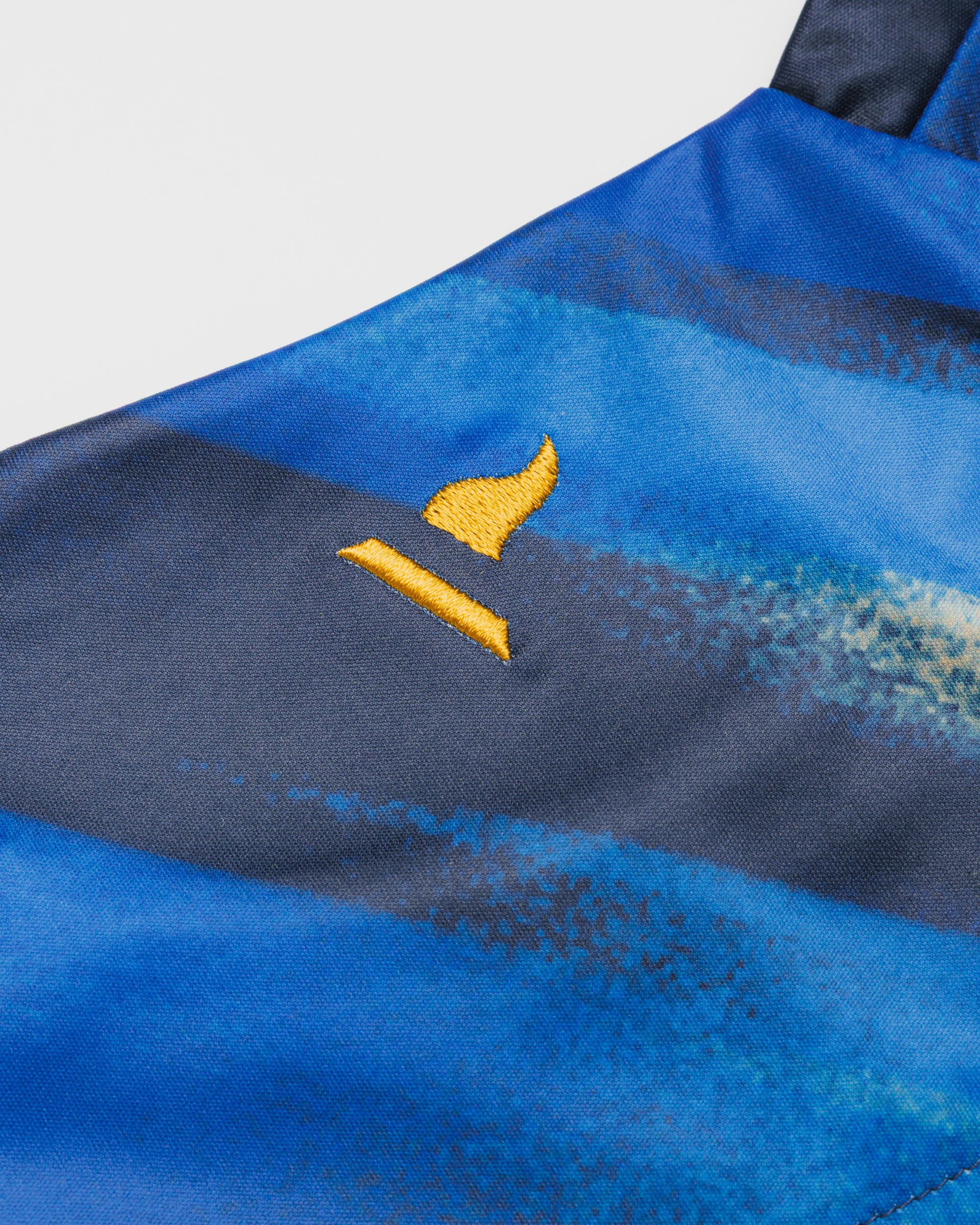 Sutton United 26/27 Home Warm Up Tee