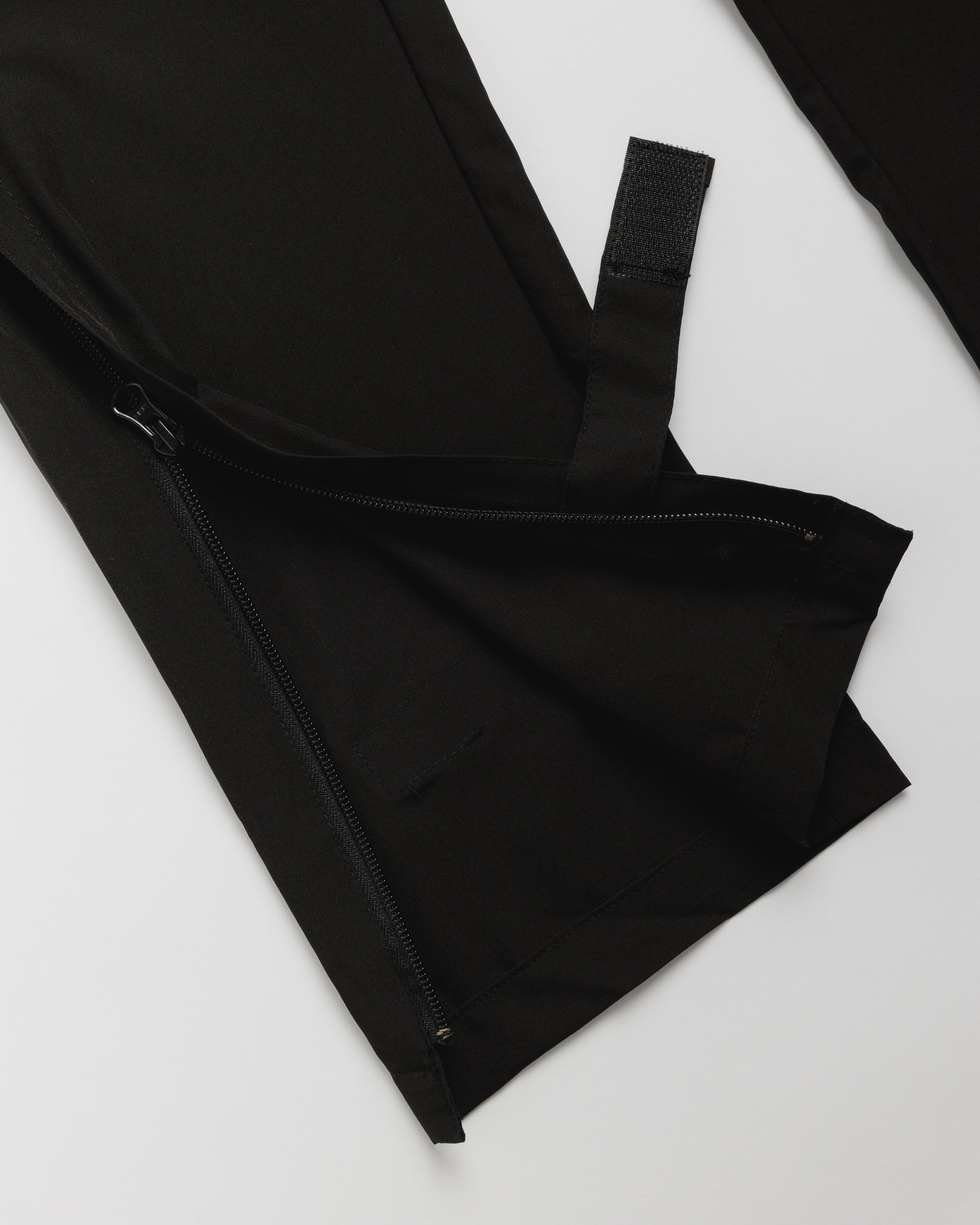 AO Thunder 2027 Arena Trackpants