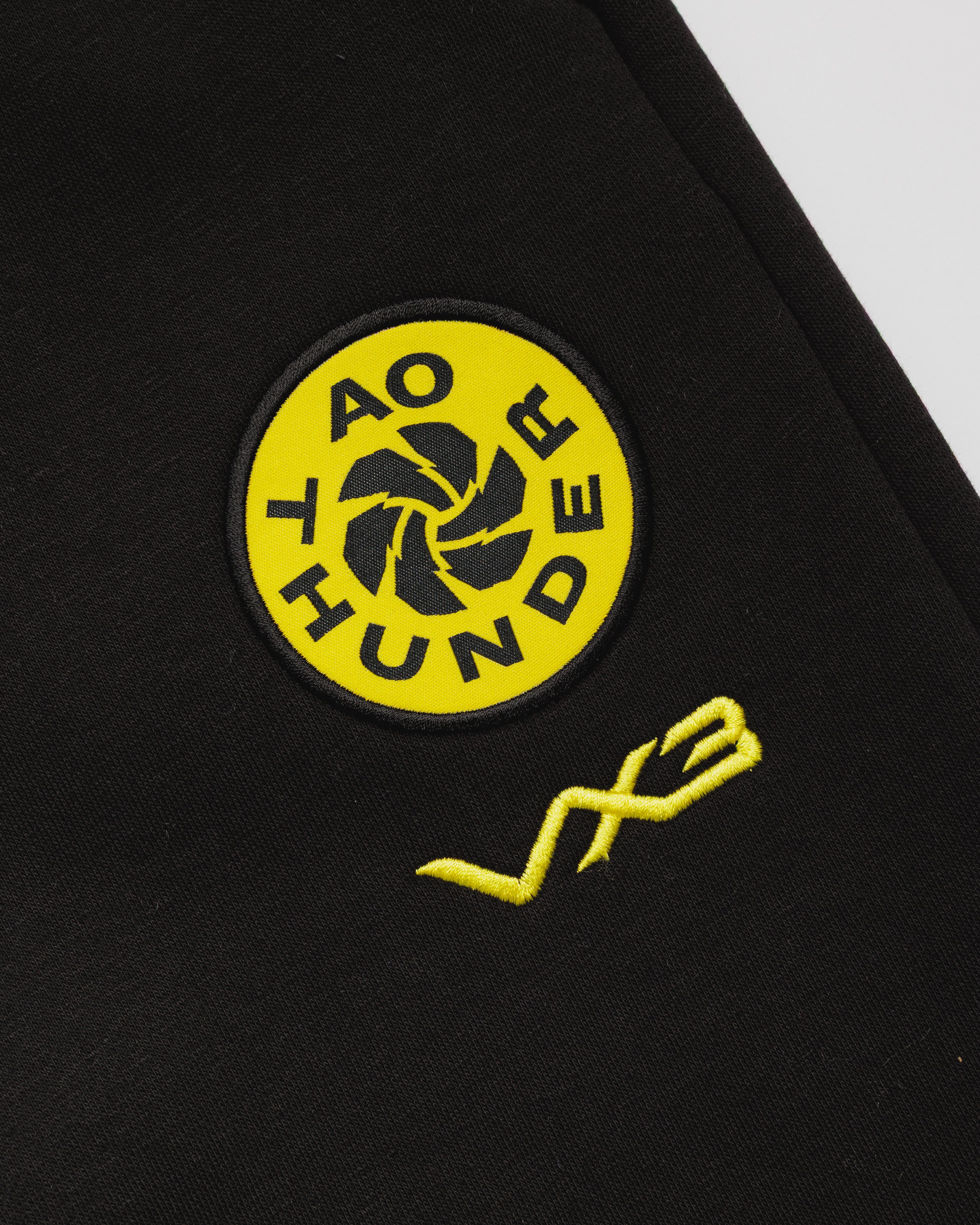 AO Thunder 2027 Conquer Joggers Womens Black/Yellow