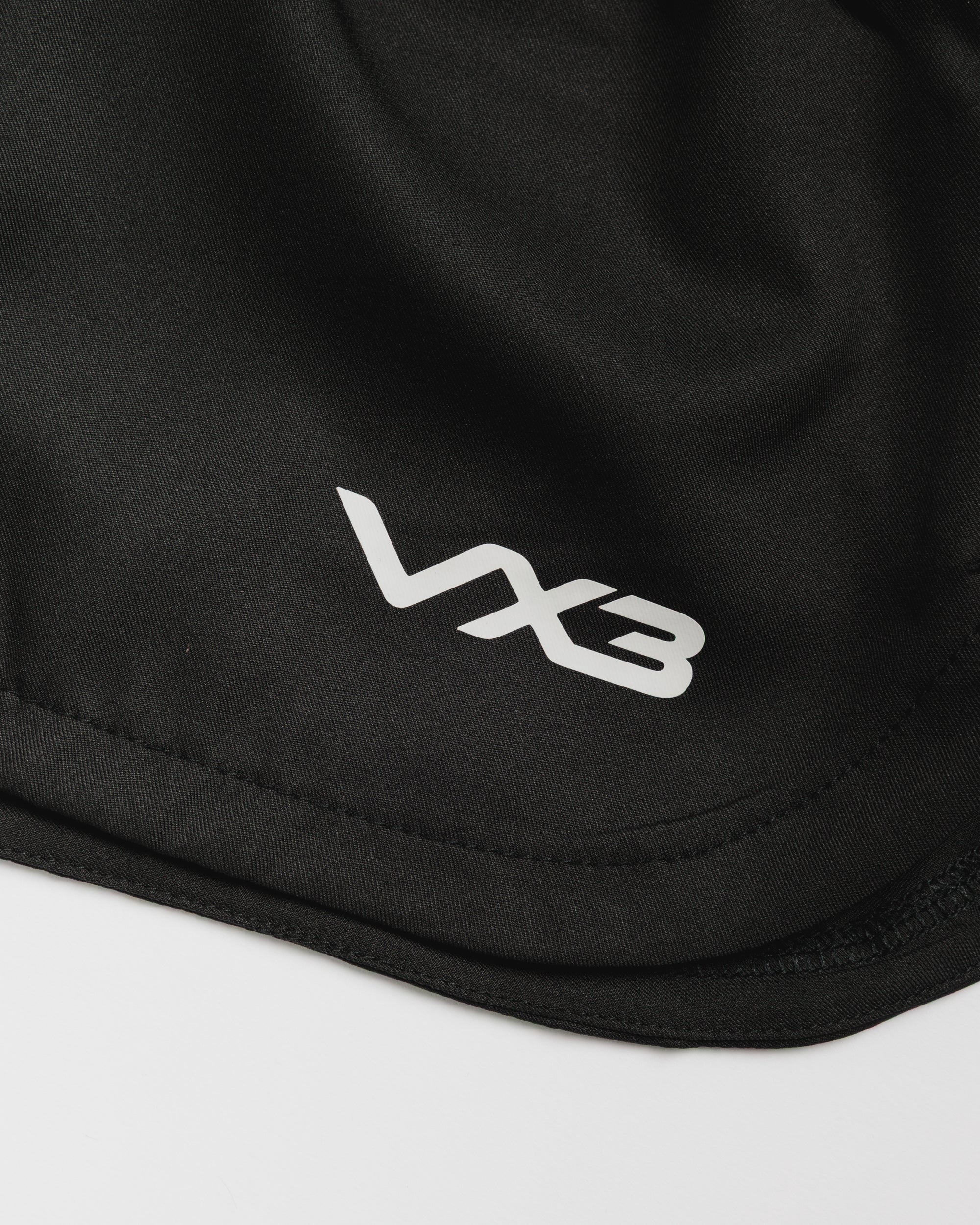 AO Thunder 2027 Clarus Shorts
