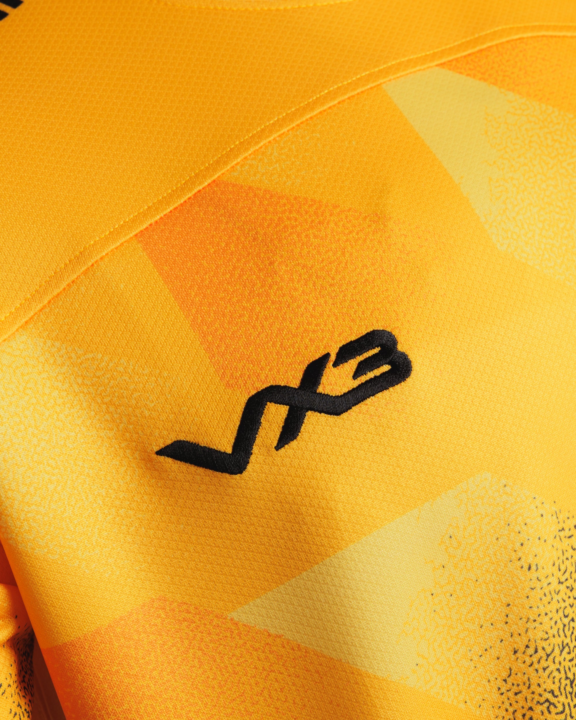 Newcastle Red Bulls 25/26 Away Shirt Replica