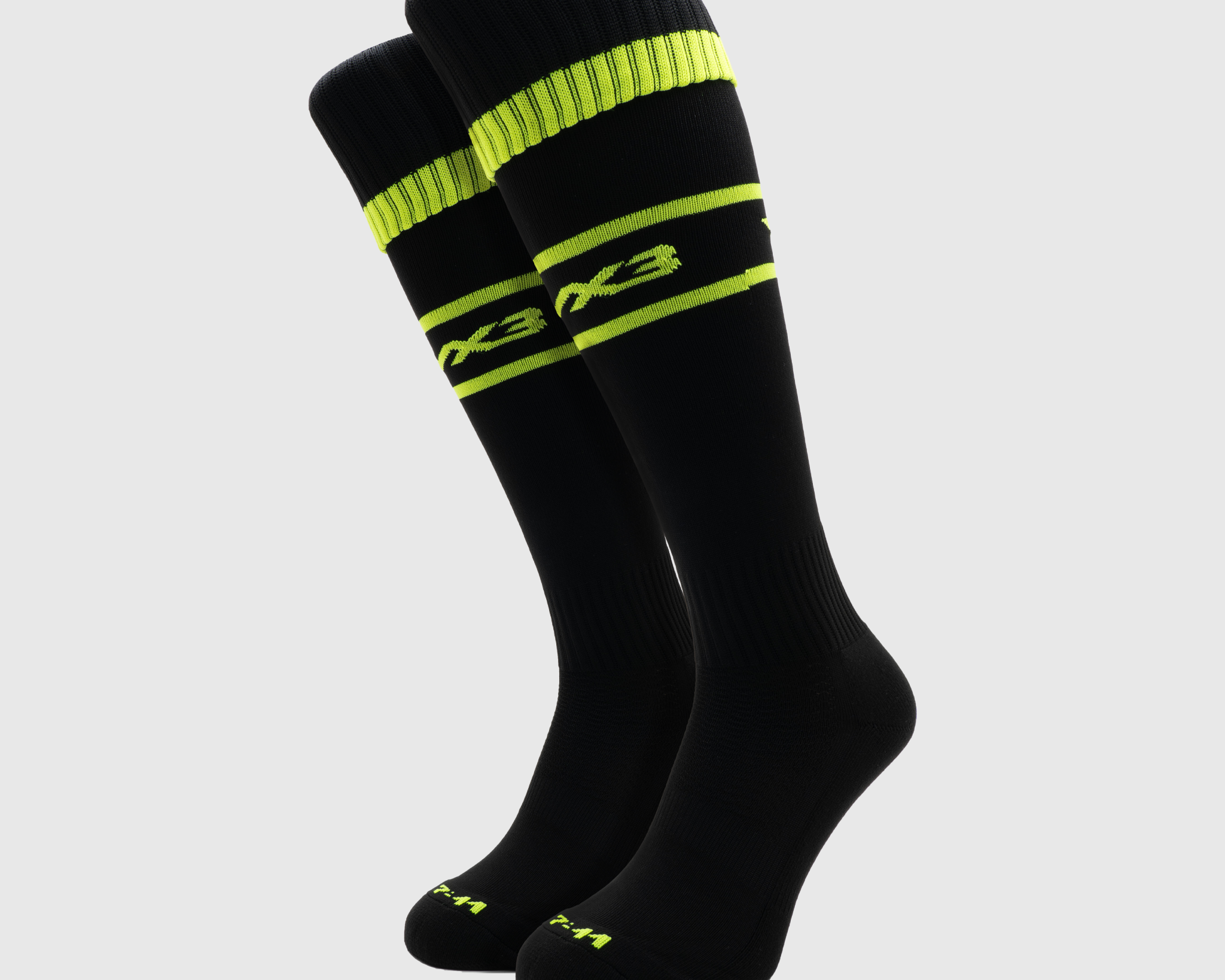 P74735-711-TORQUAY-FC-25-26-GK-AWAY-SOCKS.png