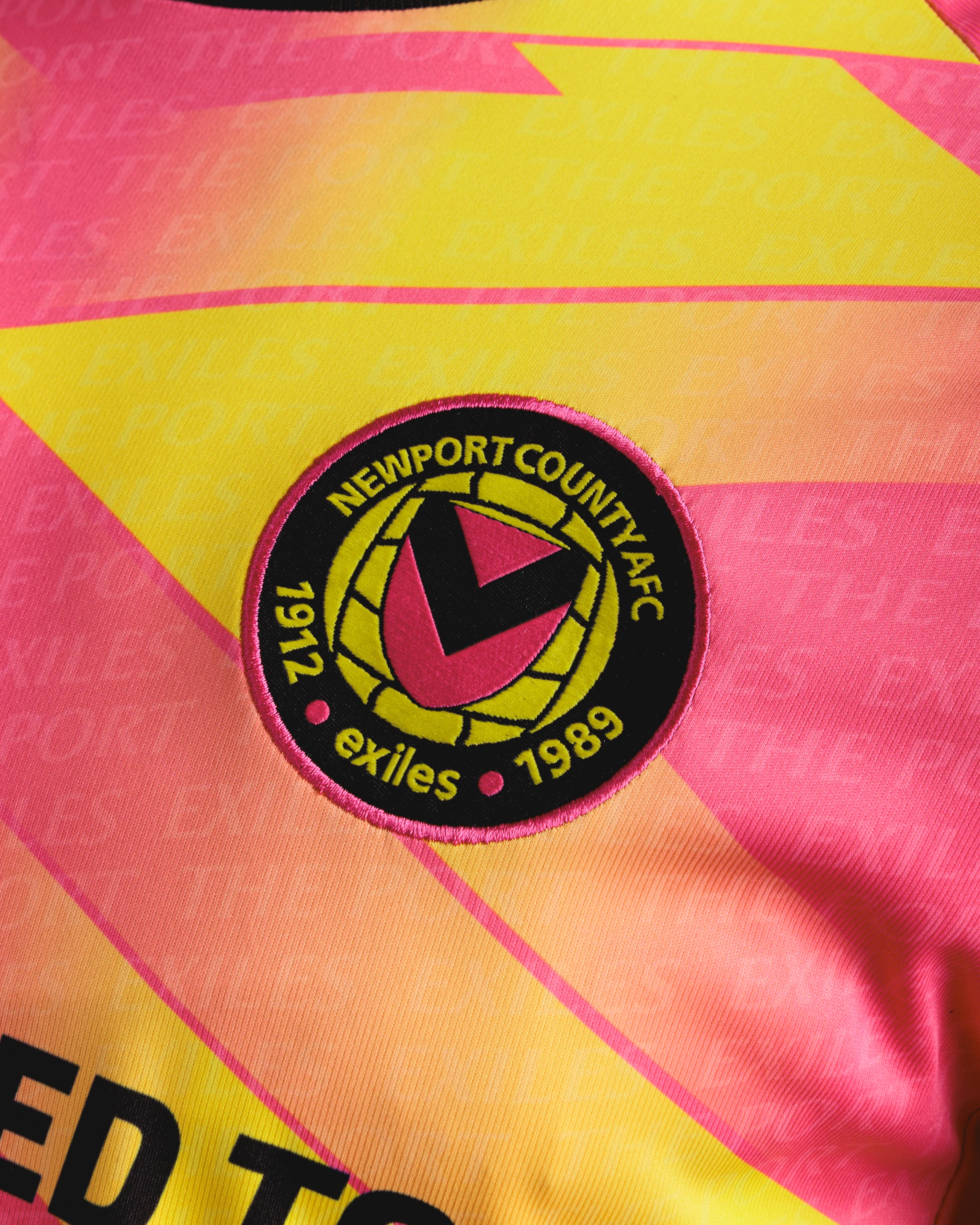 Newport County AFC 25/26 Third GK Shirt SS Replica Youth