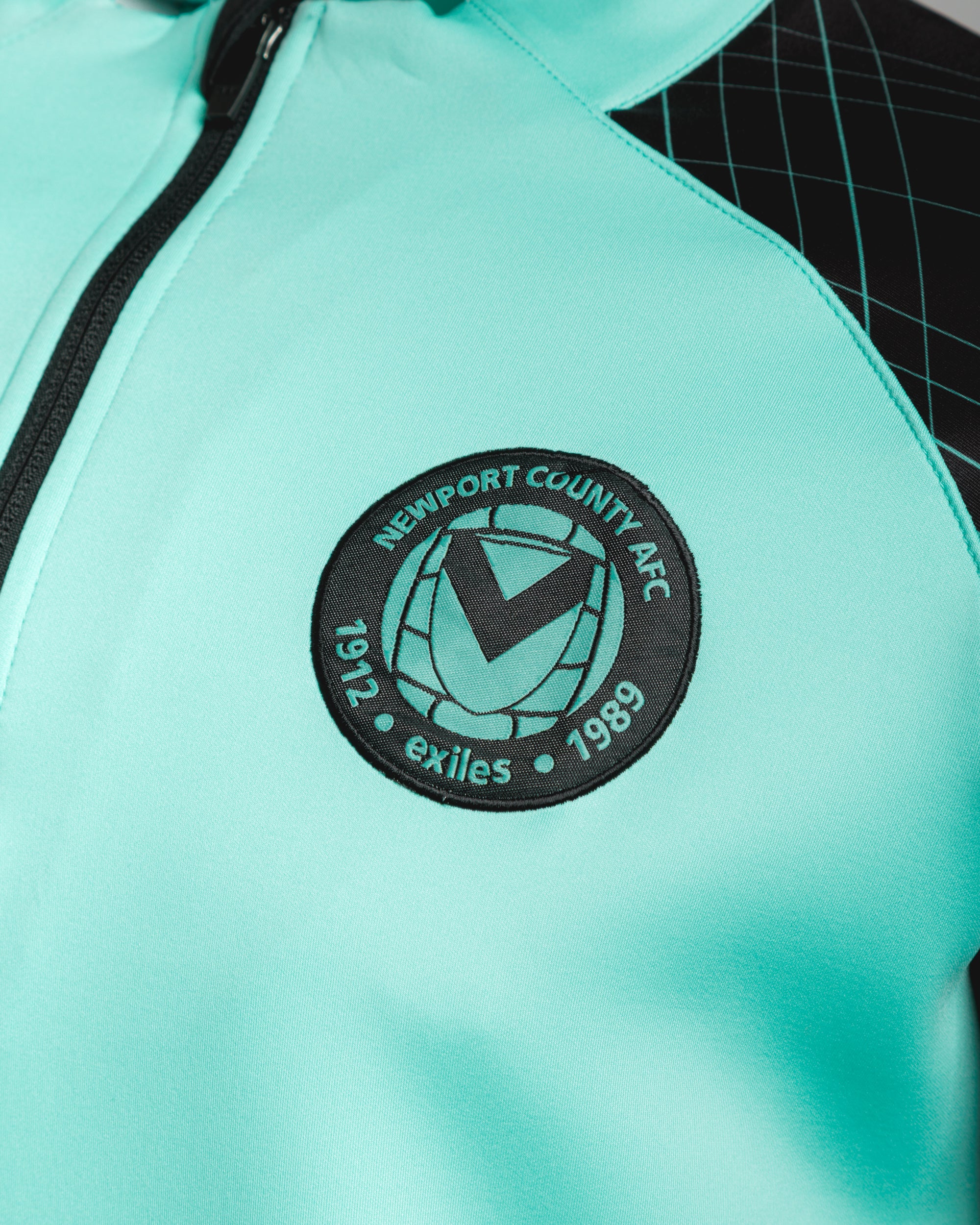 Newport County AFC 25/26 Vertex Half Zip Top Youth Aruba/Blue Coral