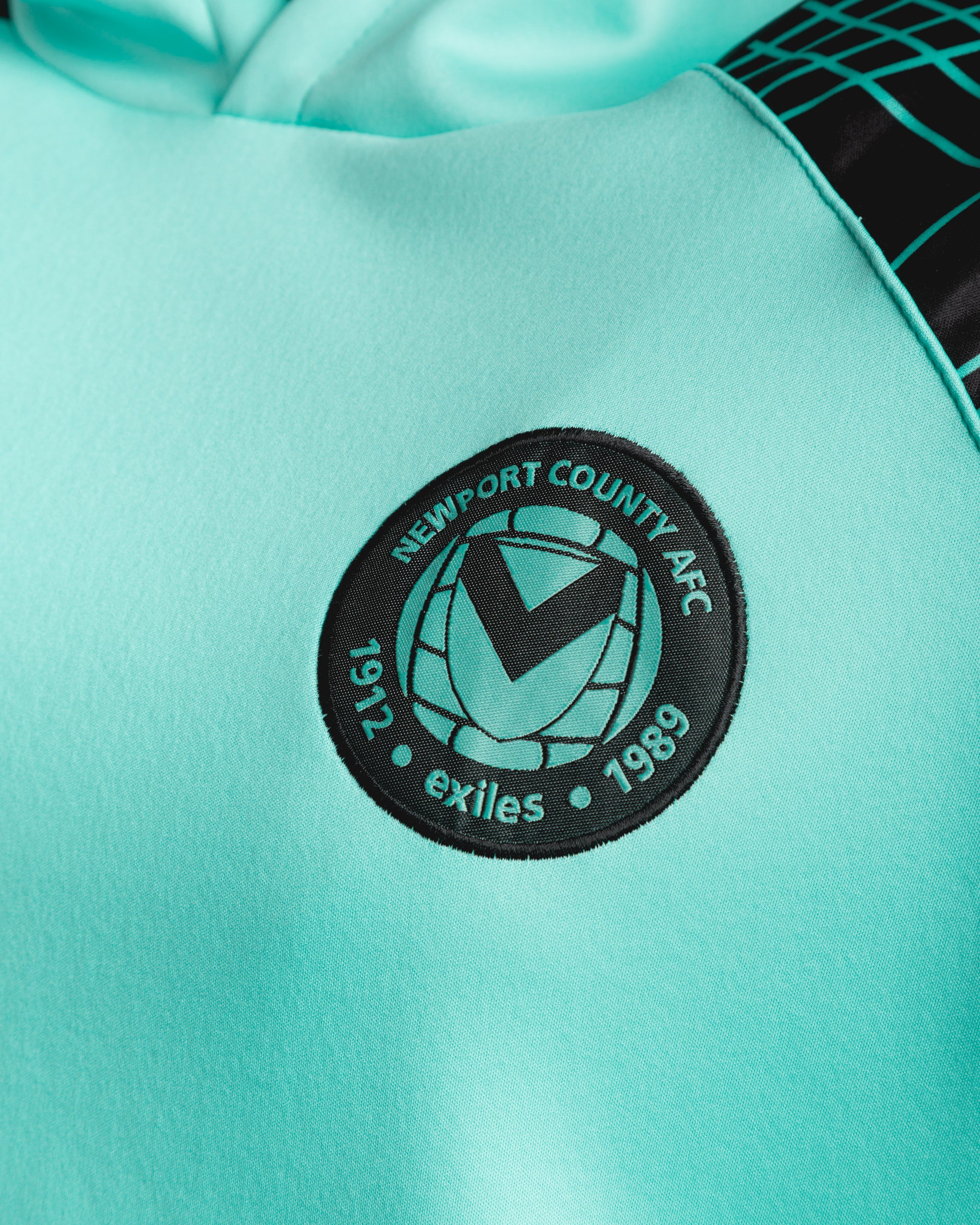 Newport County AFC 25/26 Vertex Training Hoodie Youth Aruba/Blue Coral