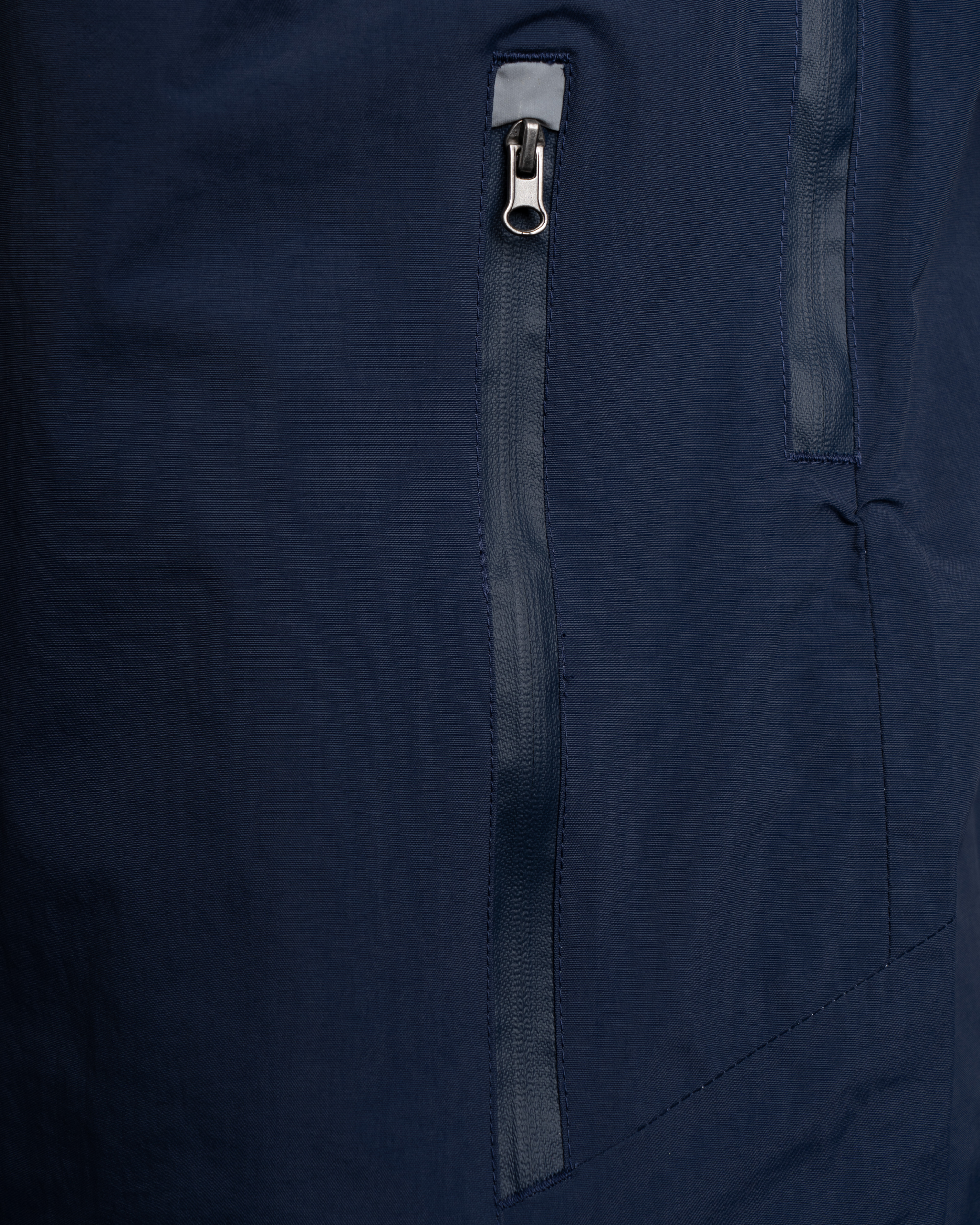 Scarlets 25/26 Waterproof Jacket Navy/Red
