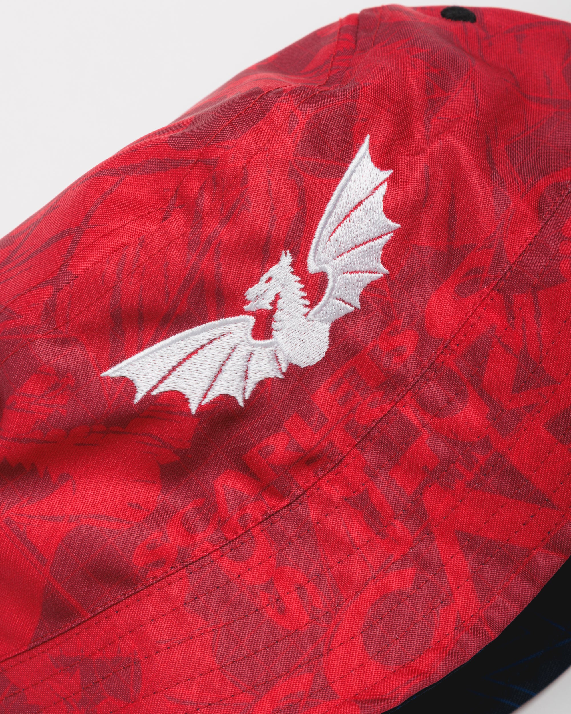 Scarlets 25/26 Reversible Bucket Hat Deep Red/Bright Red/Navy