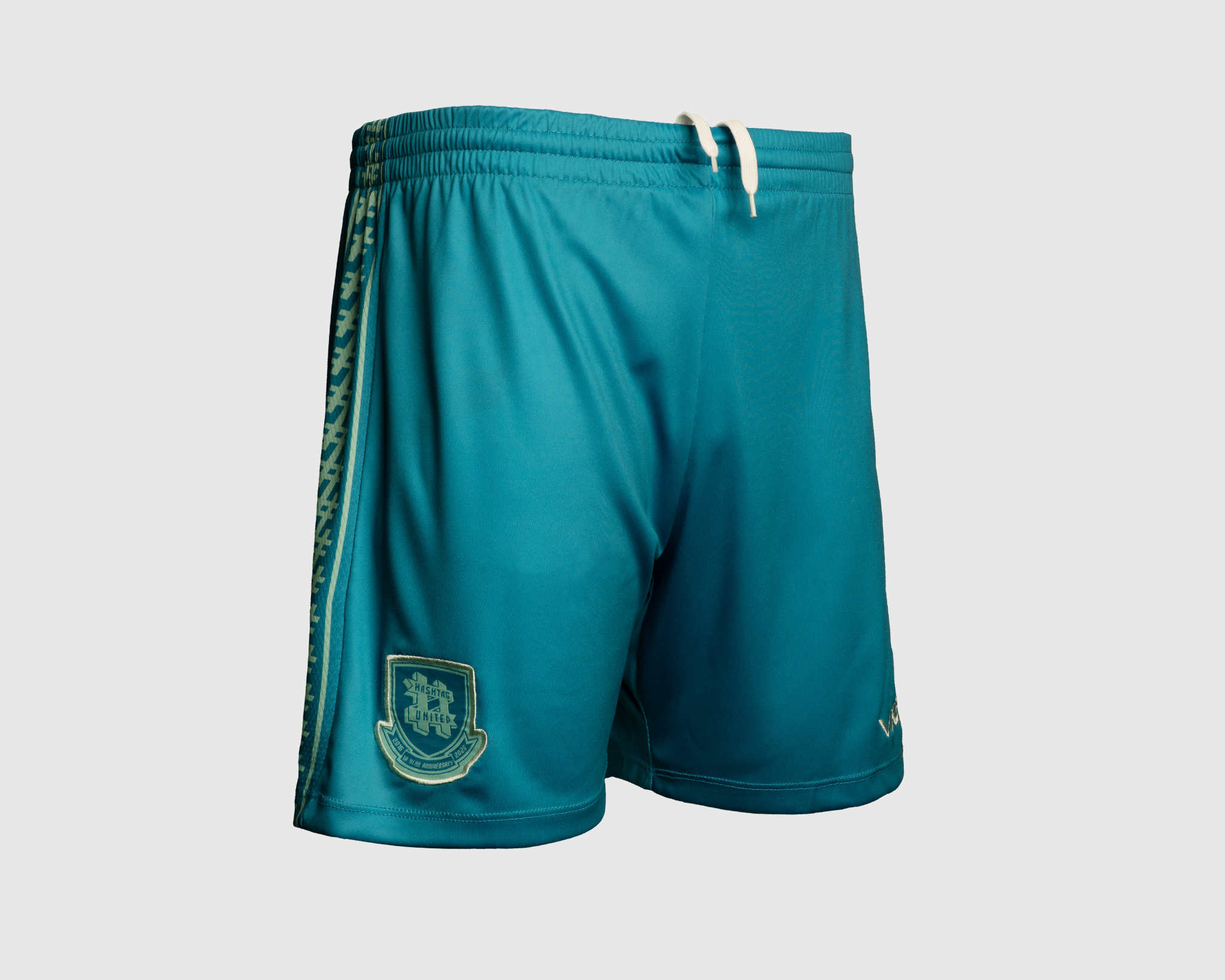 P82200-HASHTAG-UNITED-25-26-MATCH-GK-SHORTS-HOME.png